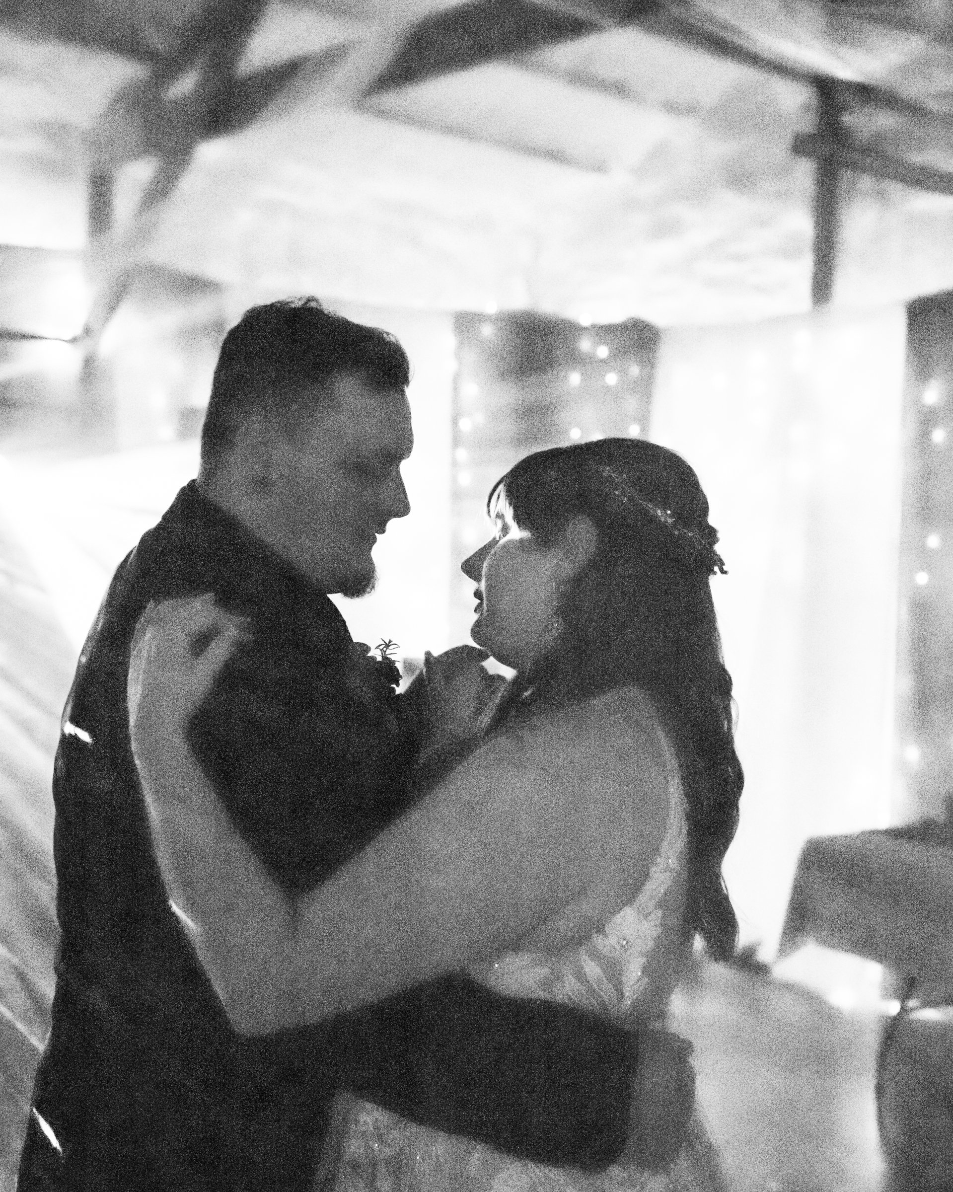 240421_kister_erin_andrew_wedding_photos_black_and_white_for_web_019.jpg