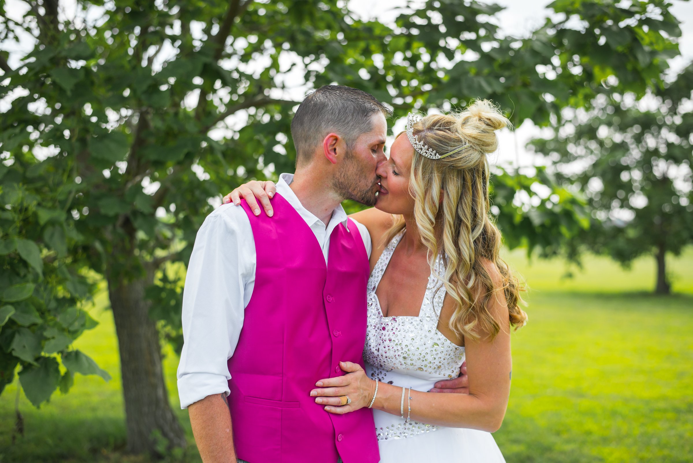 241011_tiffany_cody_linder_wedding_photos_for_web_099.jpg