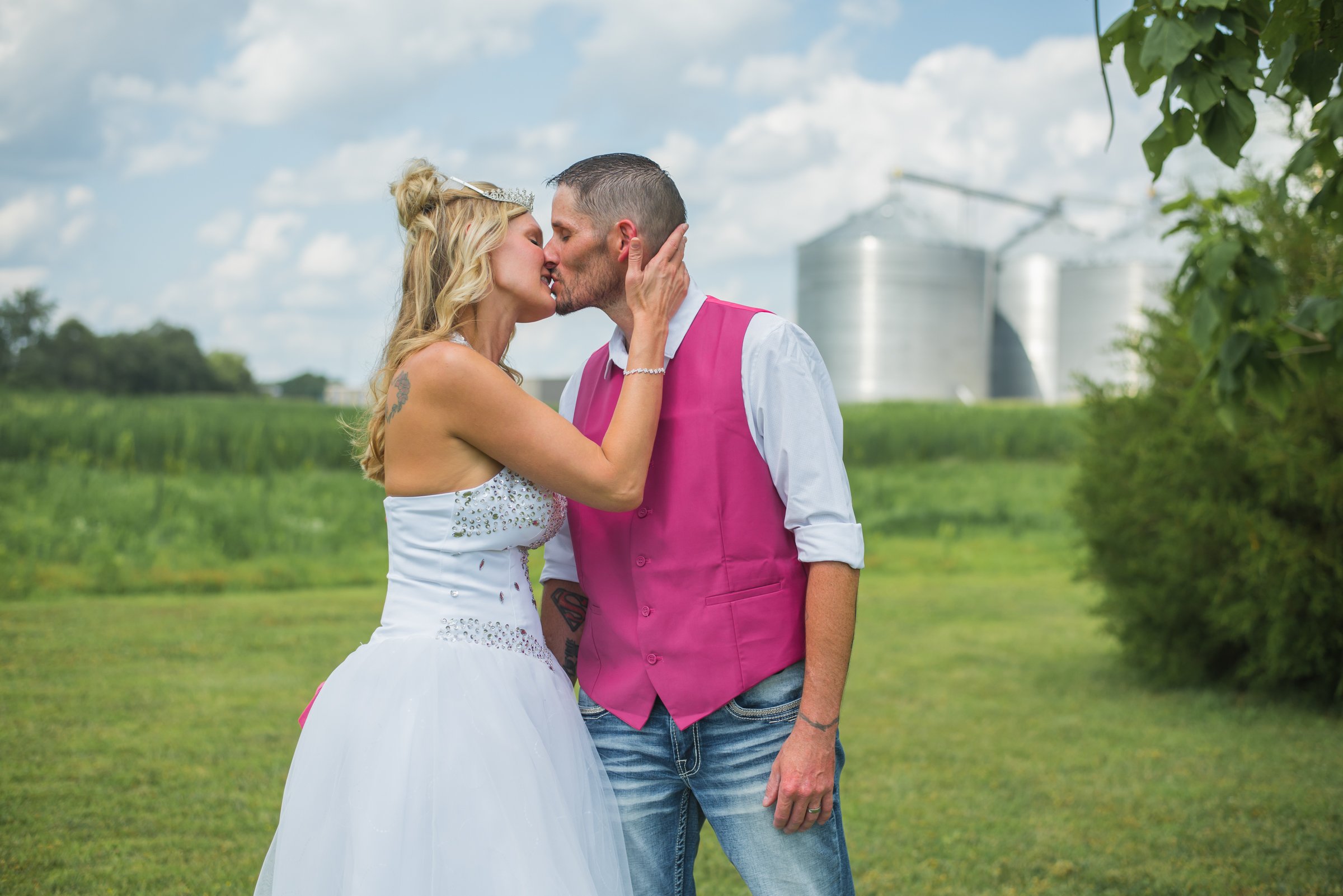 241011_tiffany_cody_linder_wedding_photos_for_web_122.jpg