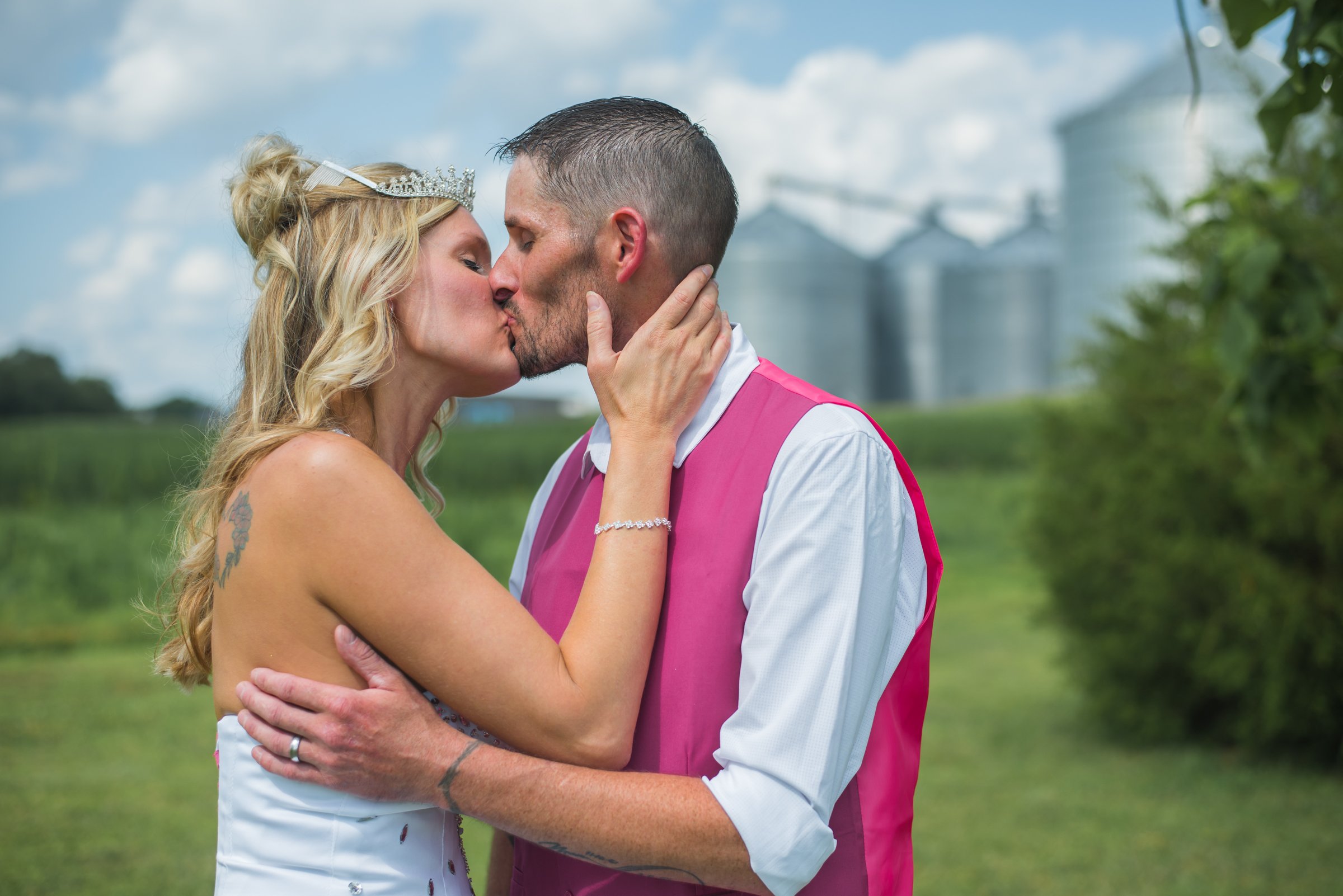241011_tiffany_cody_linder_wedding_photos_for_web_125.jpg