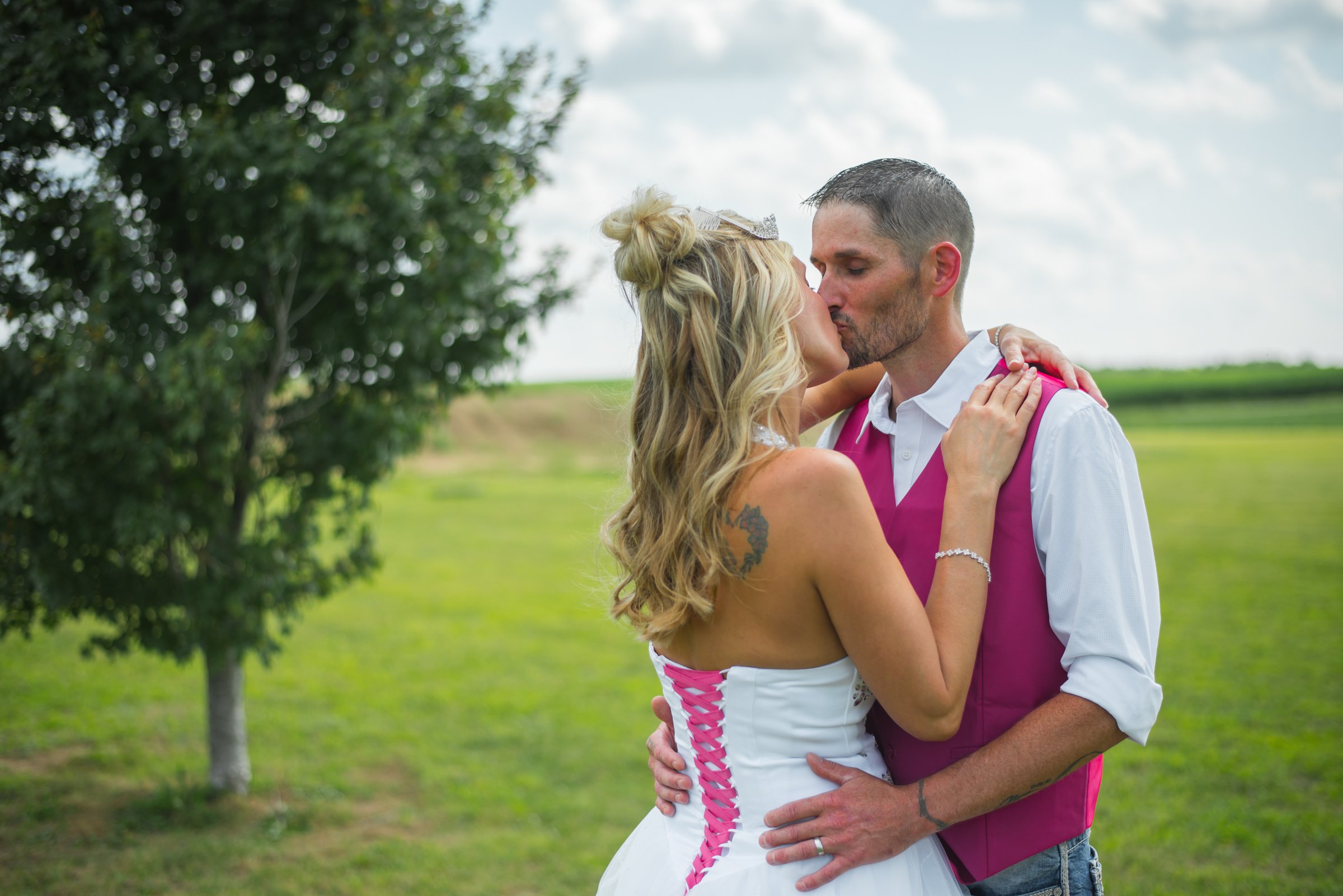 241011_tiffany_cody_linder_wedding_photos_for_web_131.jpg