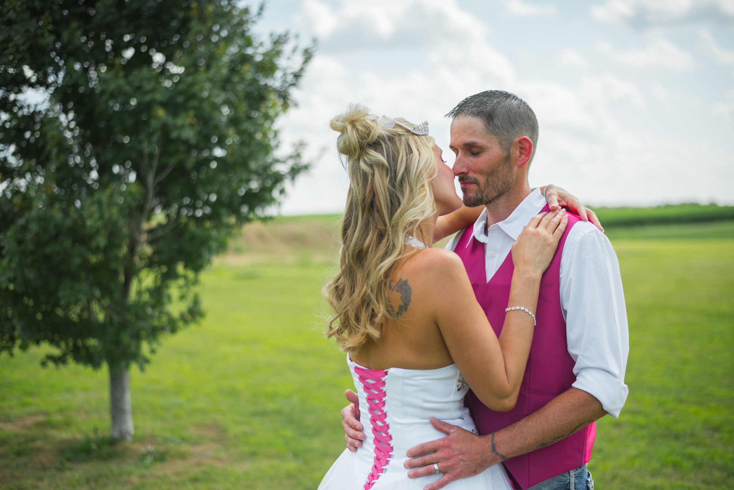241011_tiffany_cody_linder_wedding_photos_for_web_132.jpg