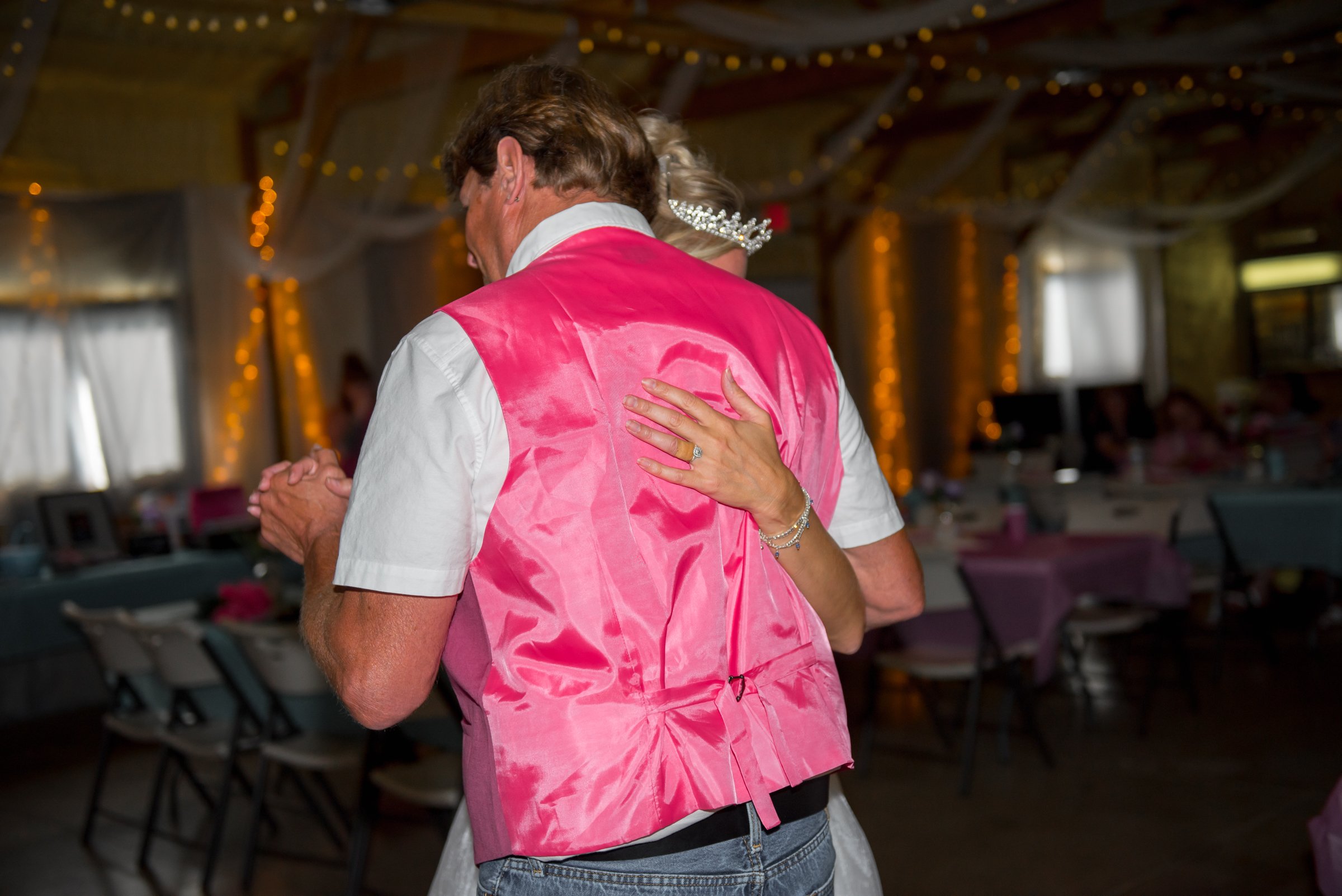 241011_tiffany_cody_linder_wedding_photos_for_web_176.jpg