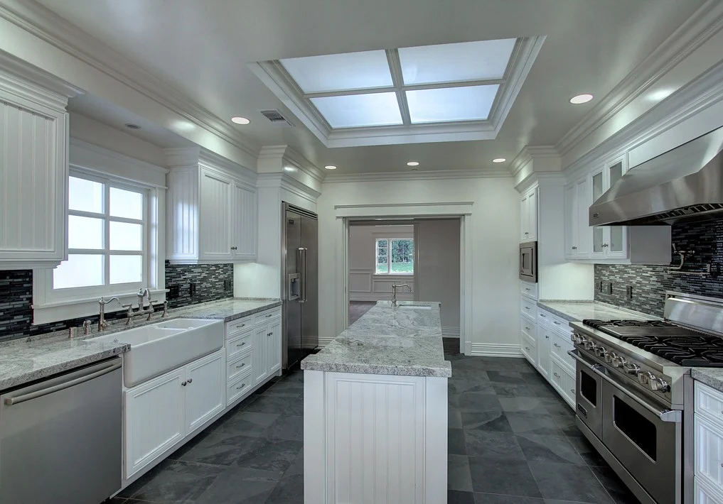 FKitchen-5-1017x710.jpg