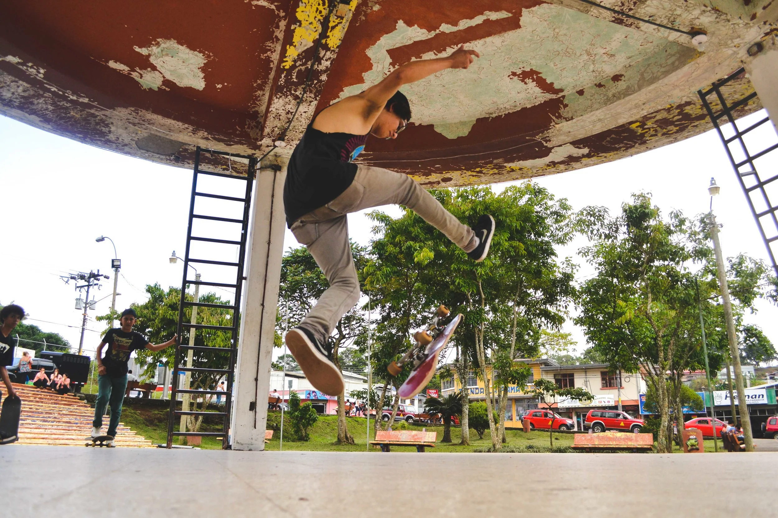 See the full blog post from Costa Rica here , or click the 'Costa Rica Gallery' in the main menu.