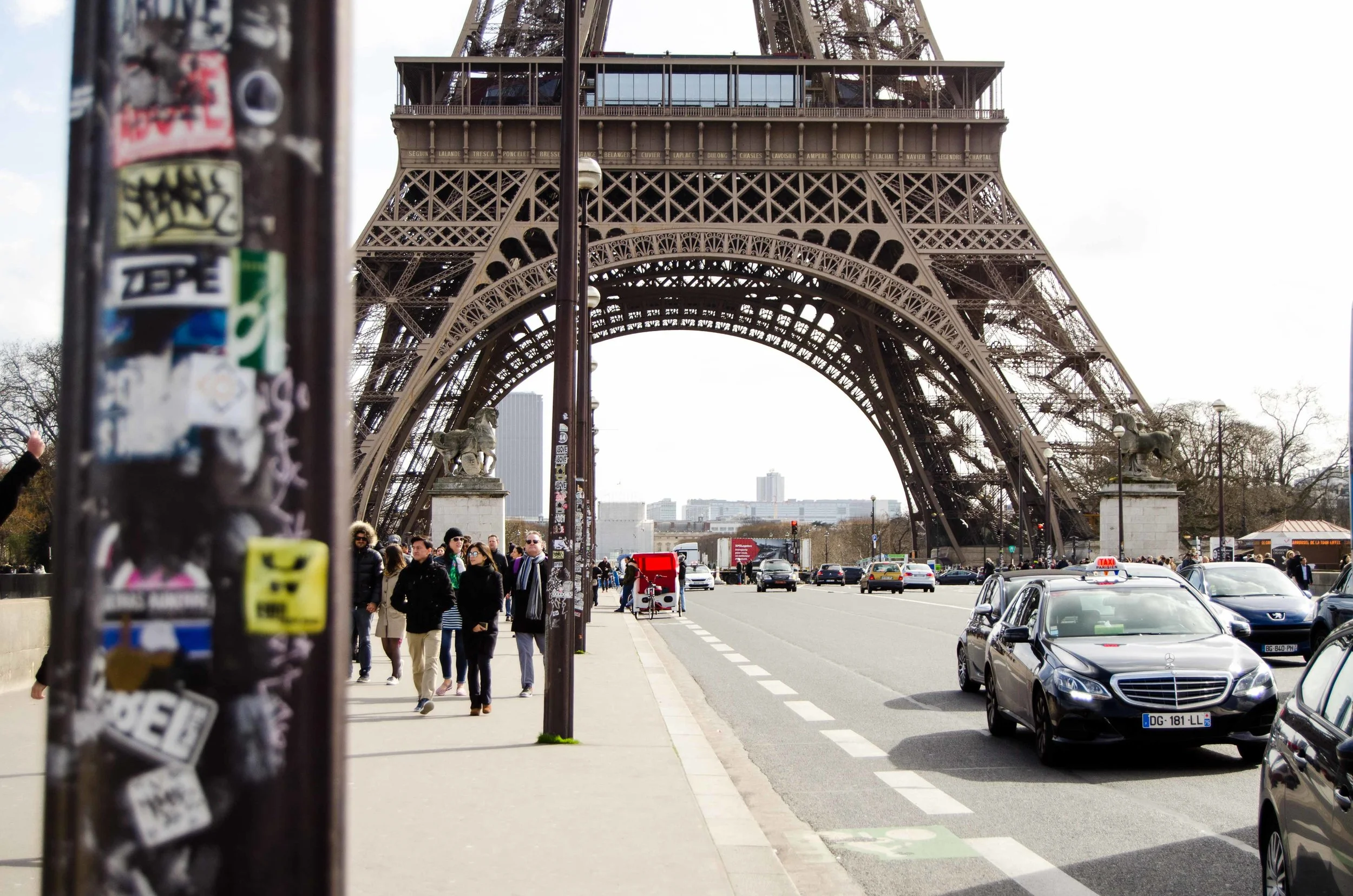 march 2 // street scene northwest of the Eiffel Tower