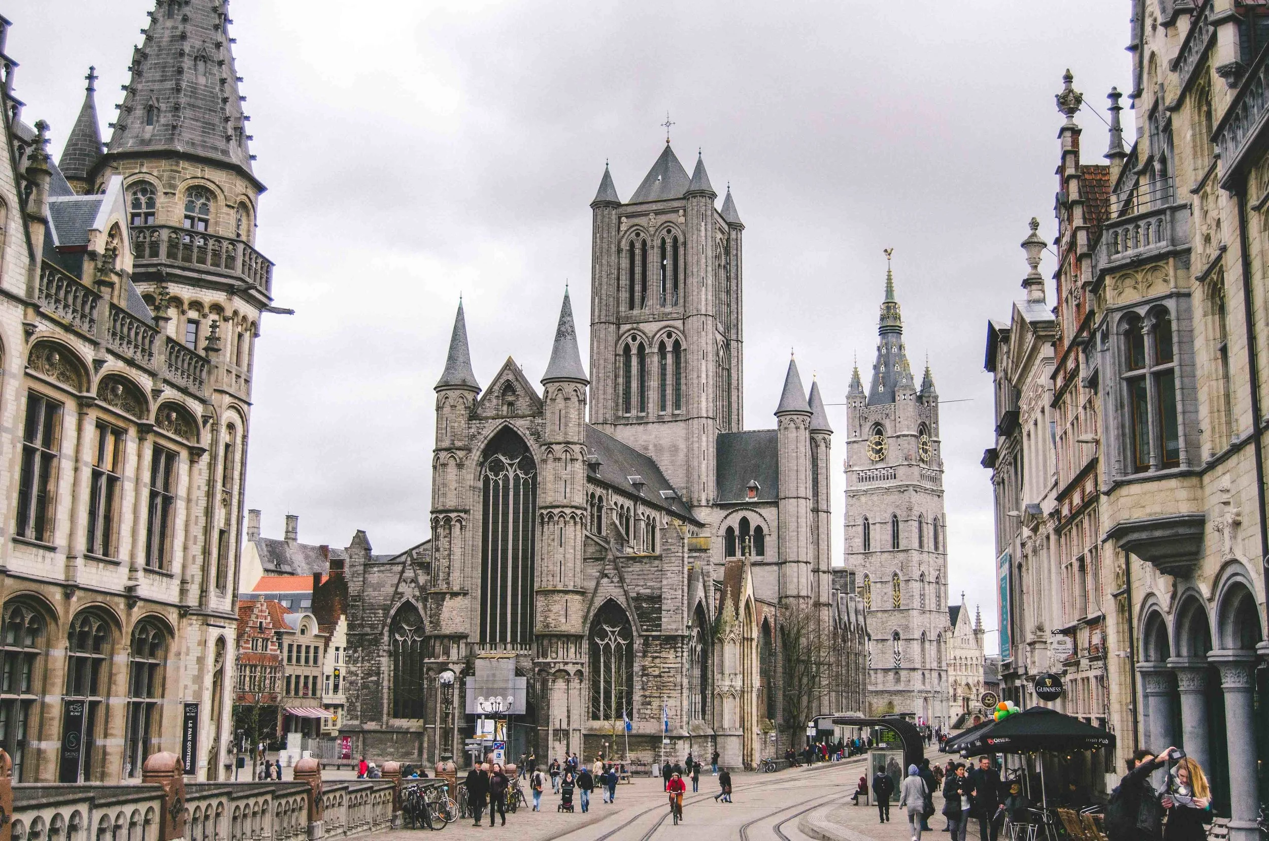 Saint Nicholas' Church / Sint-Niklaaskerk / with a major tram and bus intersection