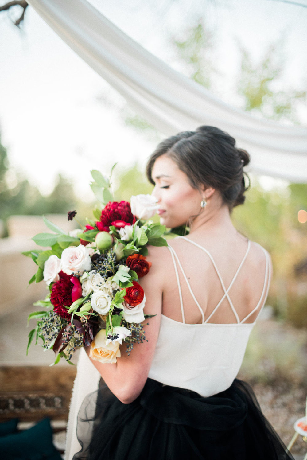 www.thestyledsoiree.com | Photo: Decorus Fine Art Photography | Villa Parker wedding inspiration | Colorado Wedding Planner