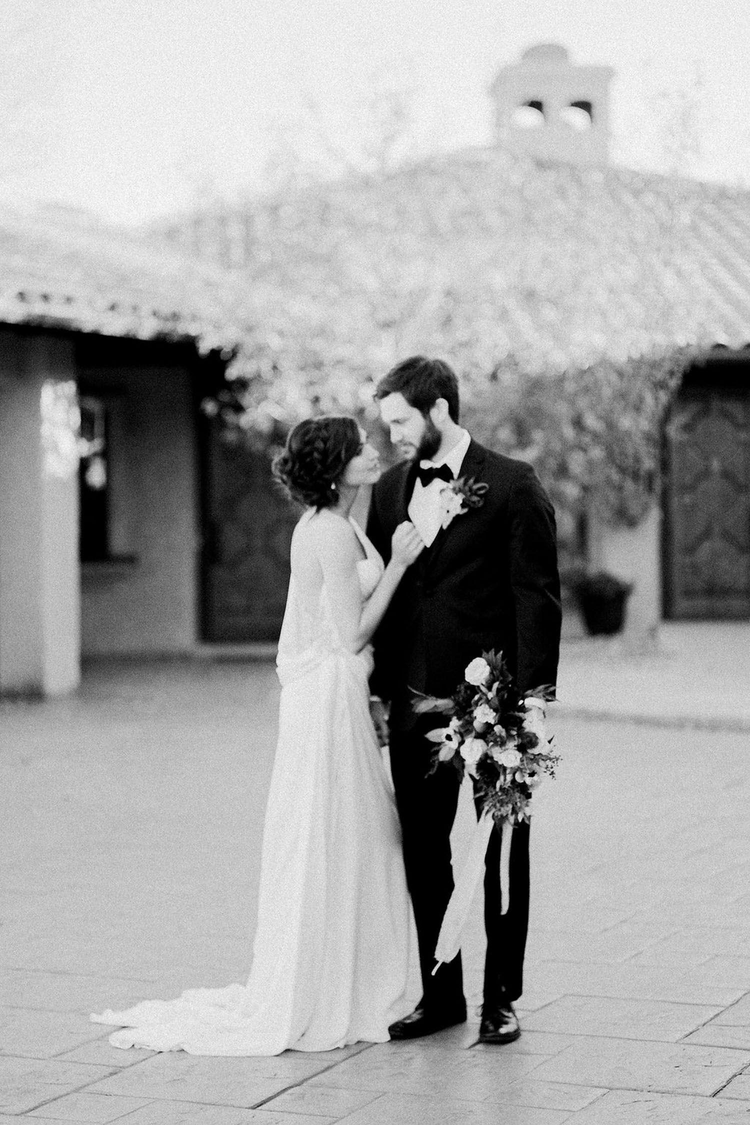 www.thestyledsoiree.com | Photo: Decorus Fine Art Photography | Villa Parker wedding inspiration | Colorado Wedding Planner