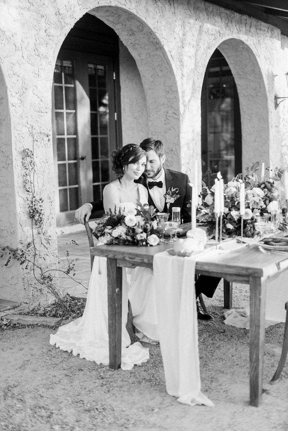 www.thestyledsoiree.com | Photo: Decorus Fine Art Photography | Villa Parker wedding inspiration | Colorado Wedding Planner