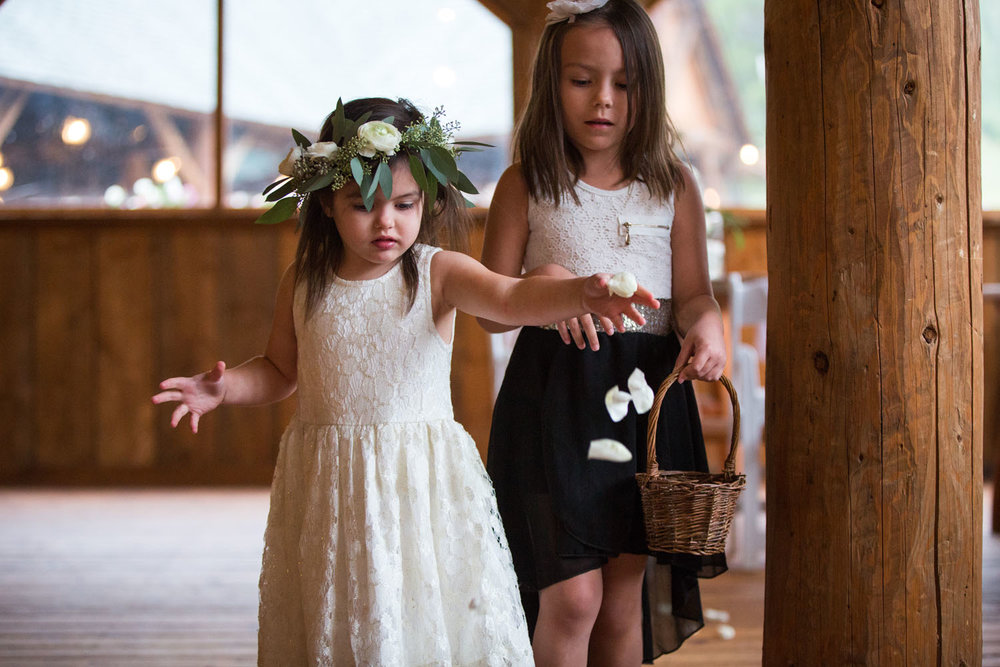 http://www.thestyledsoiree.com/ | Real wedding at piney river ranch | vail colorado wedding location