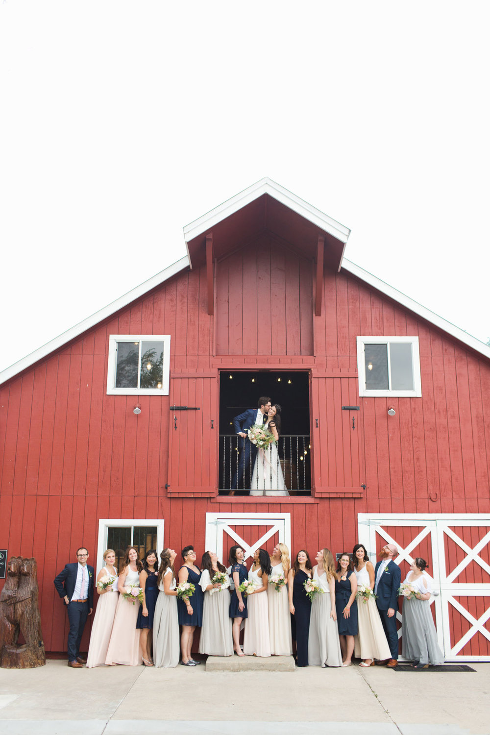 www.thestyledsoiree.com | Crooked Willow Farm Real Wedding | Colorado Wedding Locations