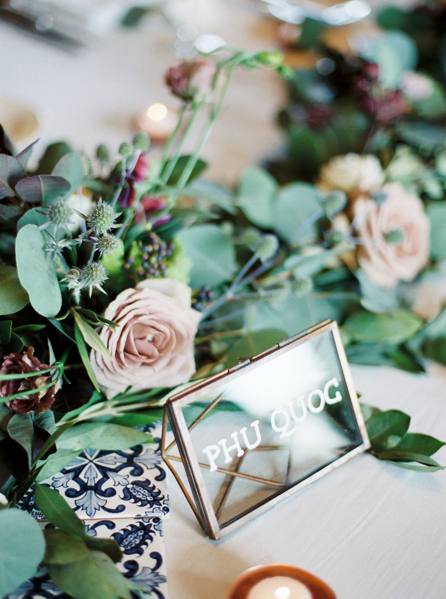 Sophisticated-Devils-Thumb-Ranch-Wedding-Colorado-15.jpg