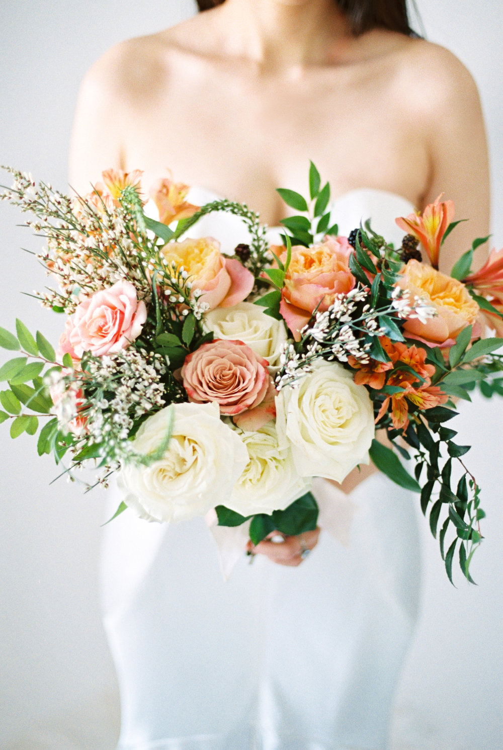 The most important things to know about bridal bouquet pricing with The Styled Soiree, Sara Lynn Photo, and Emma Lea Floral