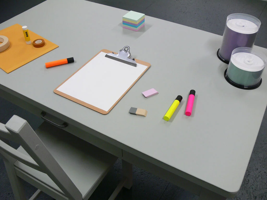 P1130083 - DESK DETAIL 1.jpg