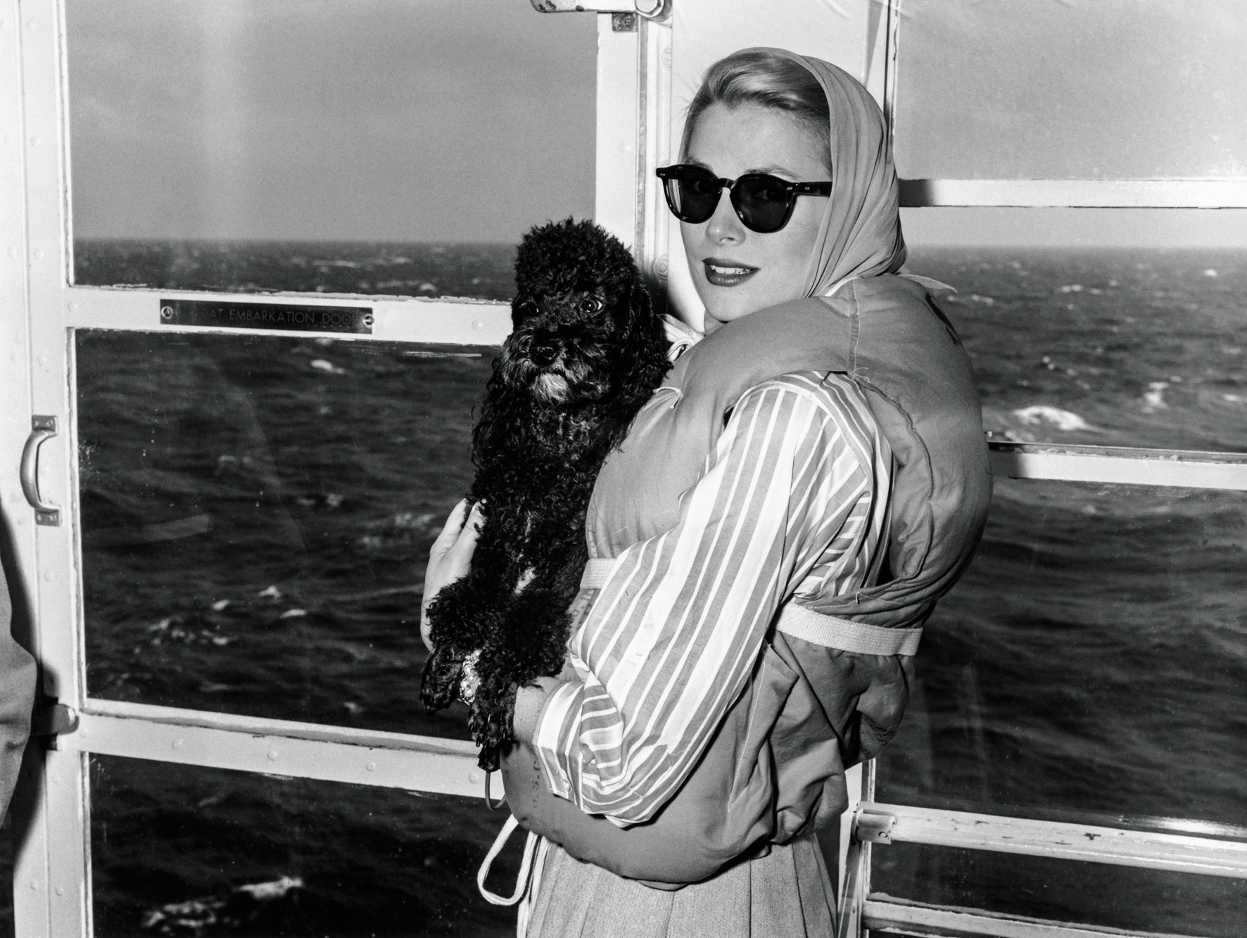   © The Stylish Life - Yachting, published by teNeues, www.teneues.com. Grace Kelly in Lifejacket, Photo © Bettmann/CORBIS.  