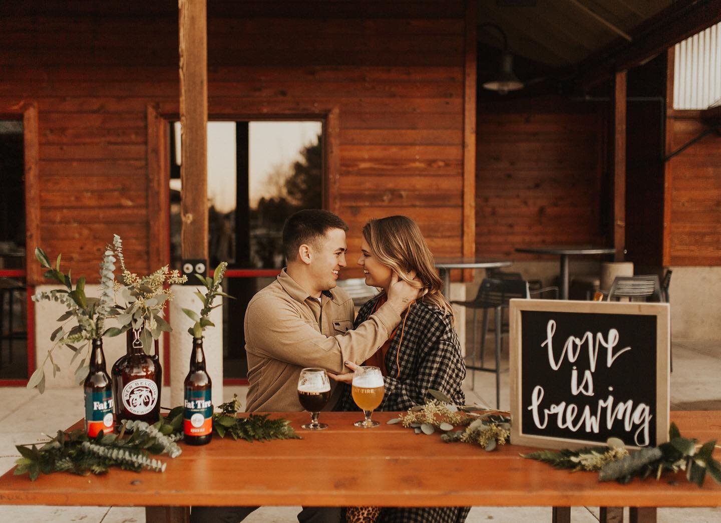 We got a few sneak peaks from our style shoot we did last Friday, and they are UNREAL! Thank you so much to everyone who made this day possible 💛 check out @aweddingchapter to learn more about how we can help make your wedding chapter magical! ✨
___