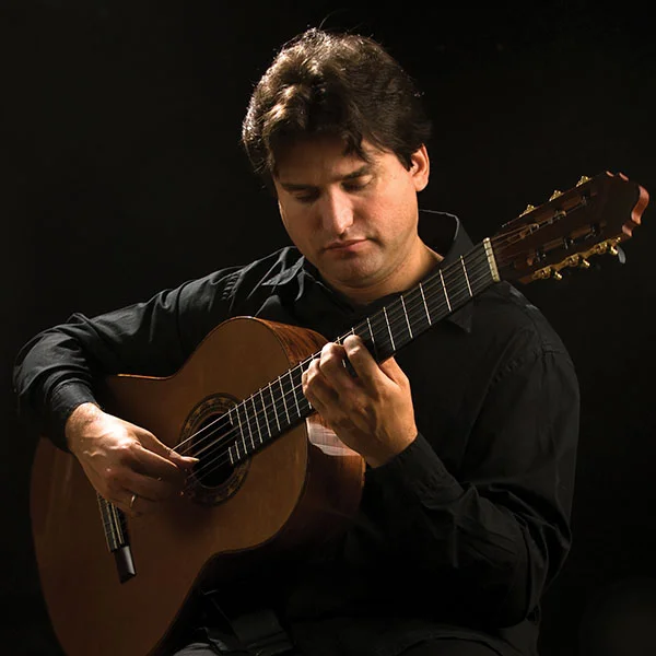 ReneIzquierdo-web.jpg