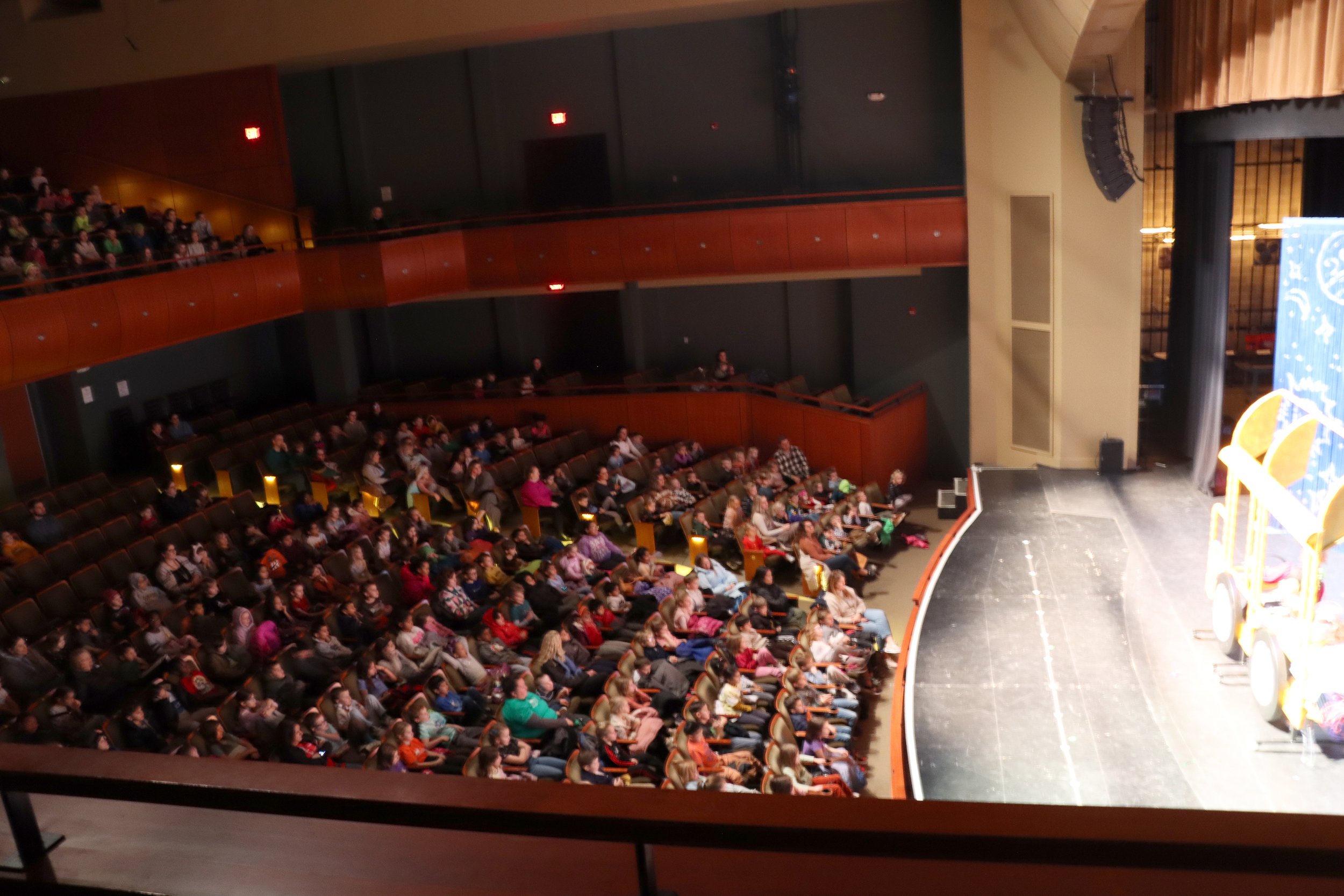 MagicSchoolBus-audience.jpg
