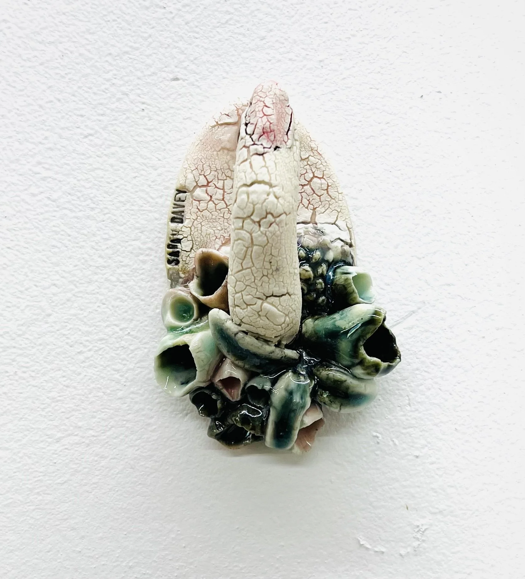 Crawl Glaze Finger Hook 05.jpg