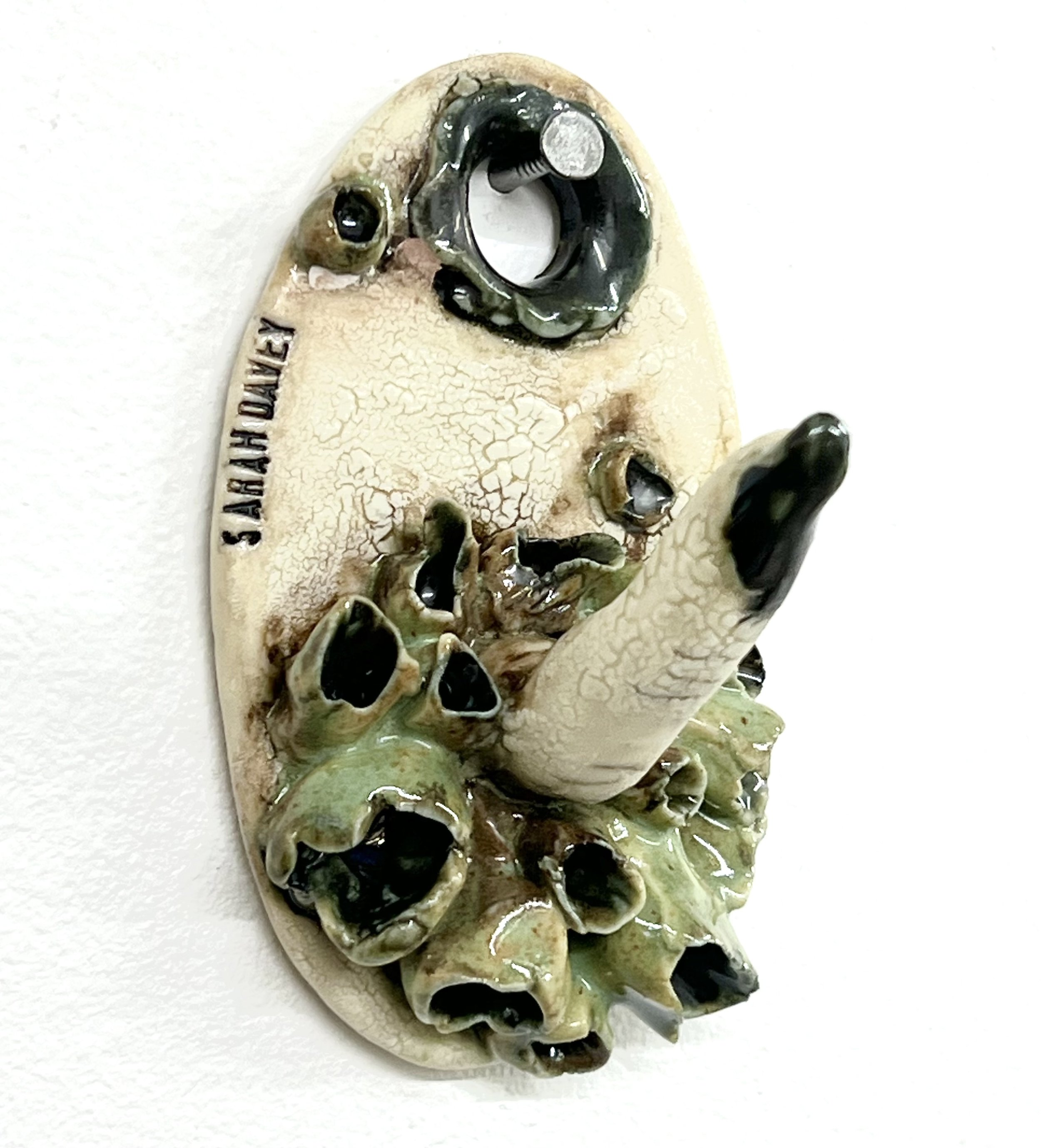 finger hook black 02.jpg