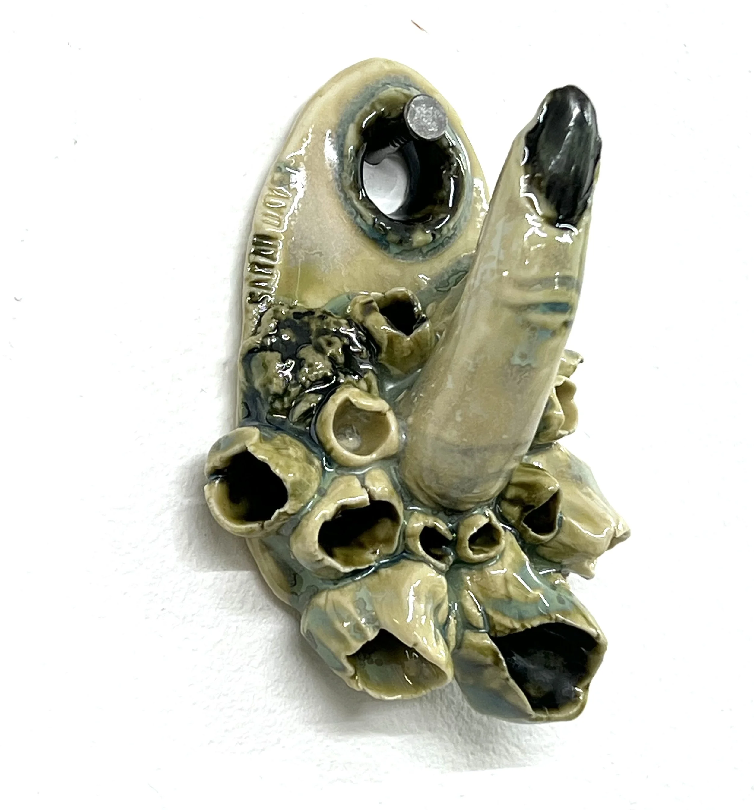 lichen finger hook black 01.jpg