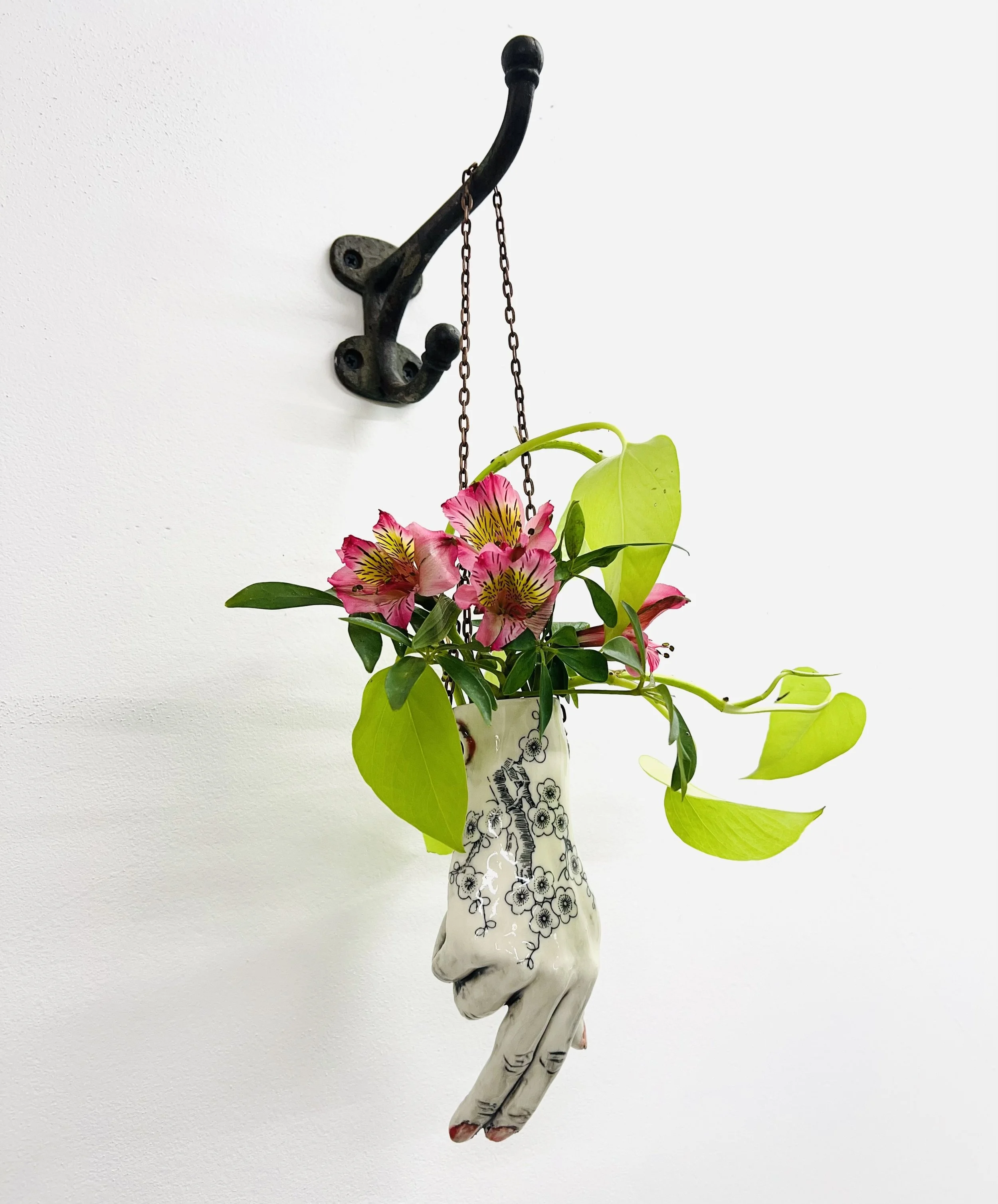 R lg two finger tattoed hand 9.jpg