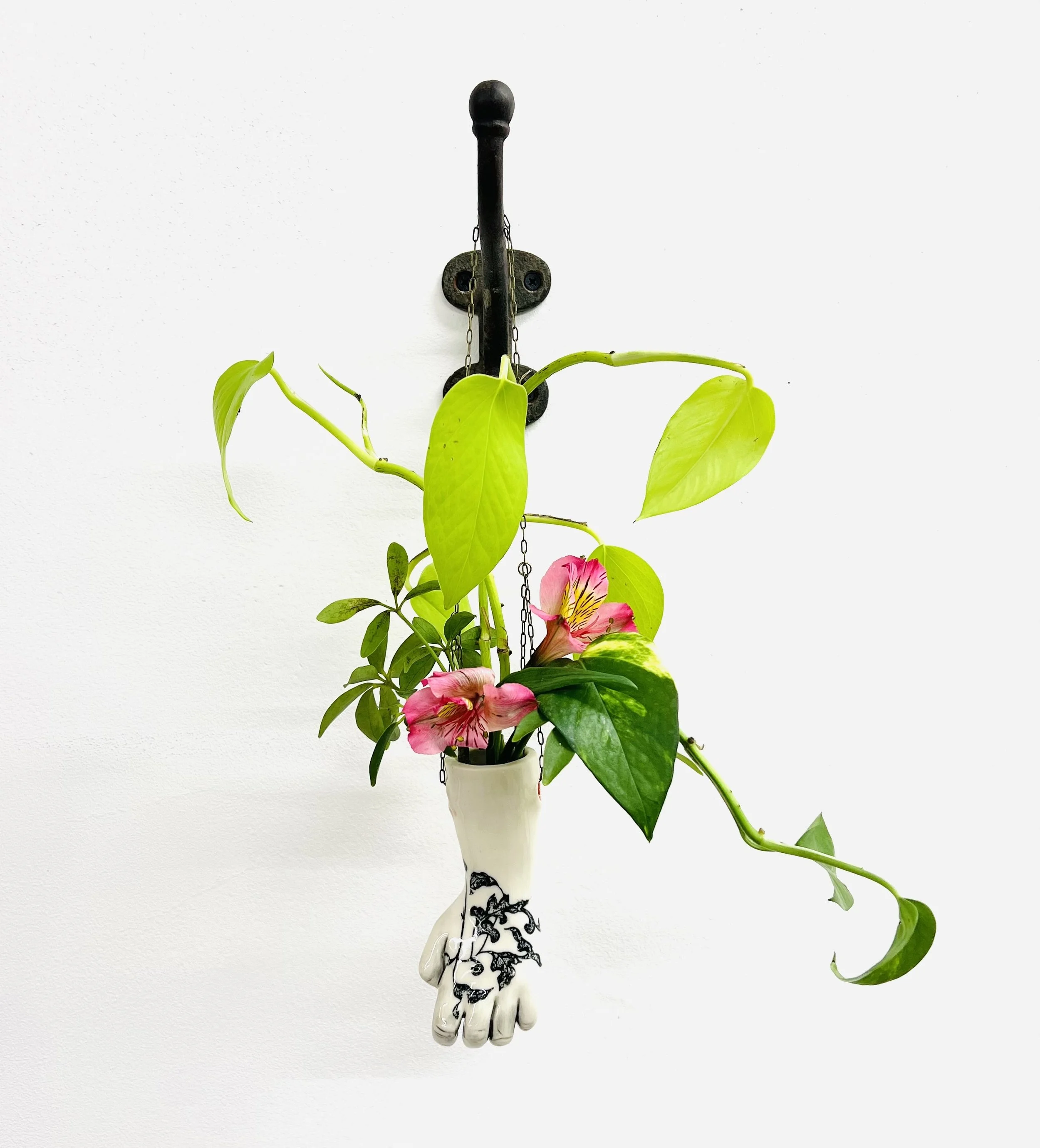 sm L curled hand 5.jpg