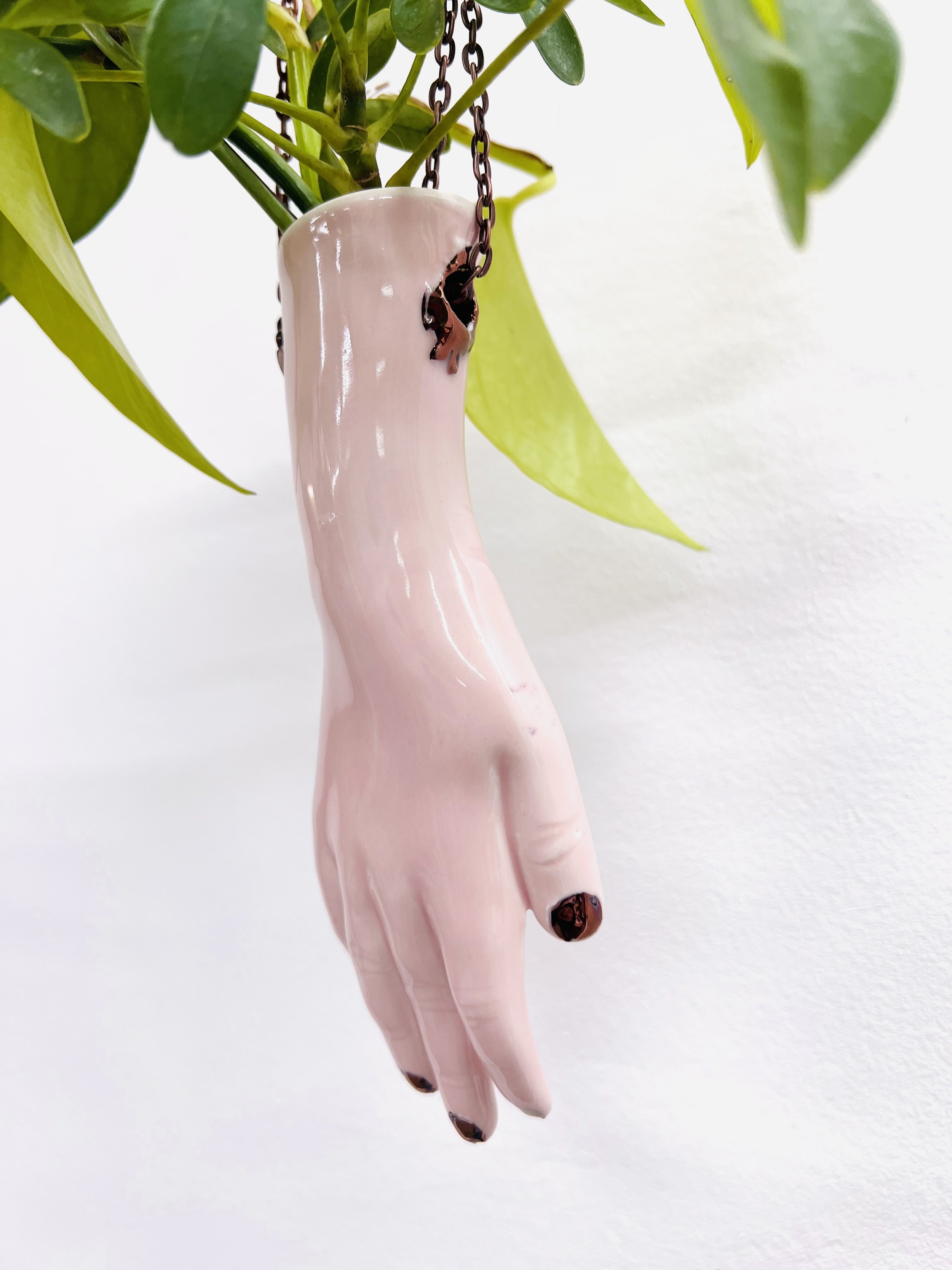 sm R pink hand 1.jpg