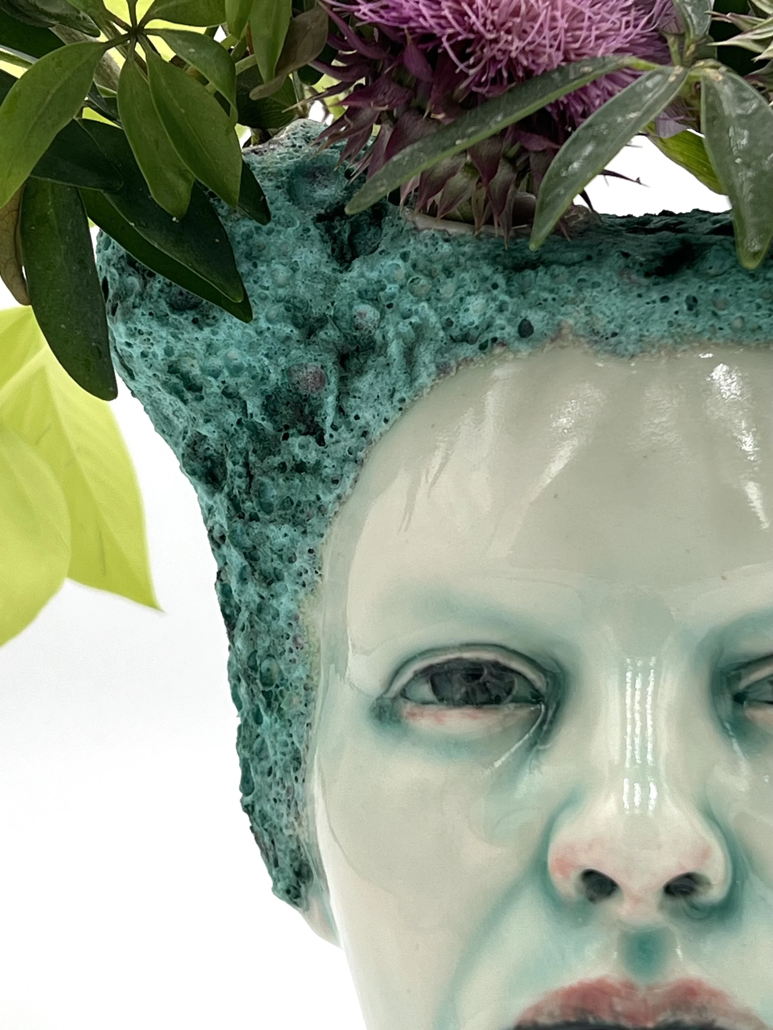 Turq Dream Head vase_03.jpg