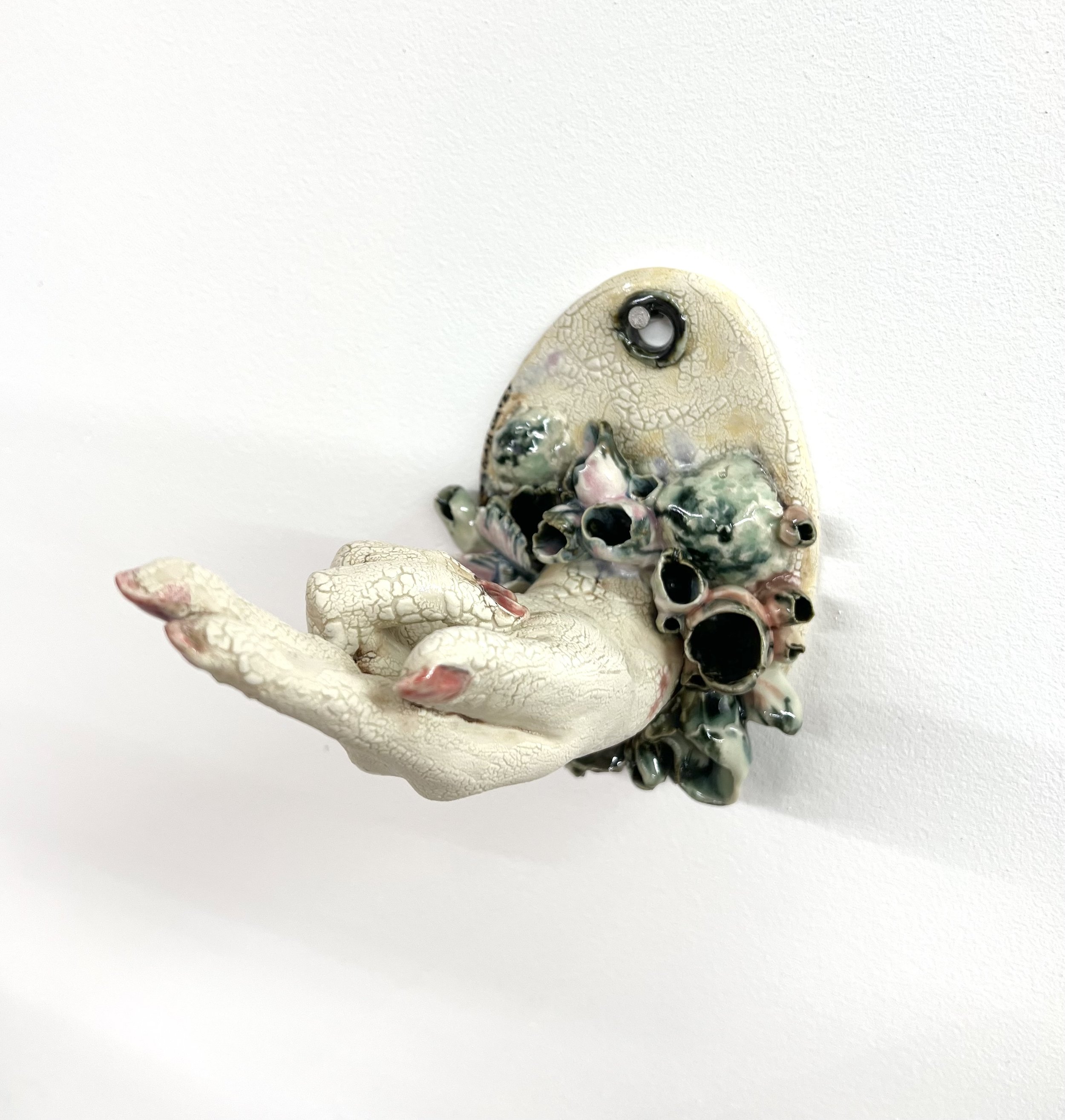 lg handy holder left 04.jpg