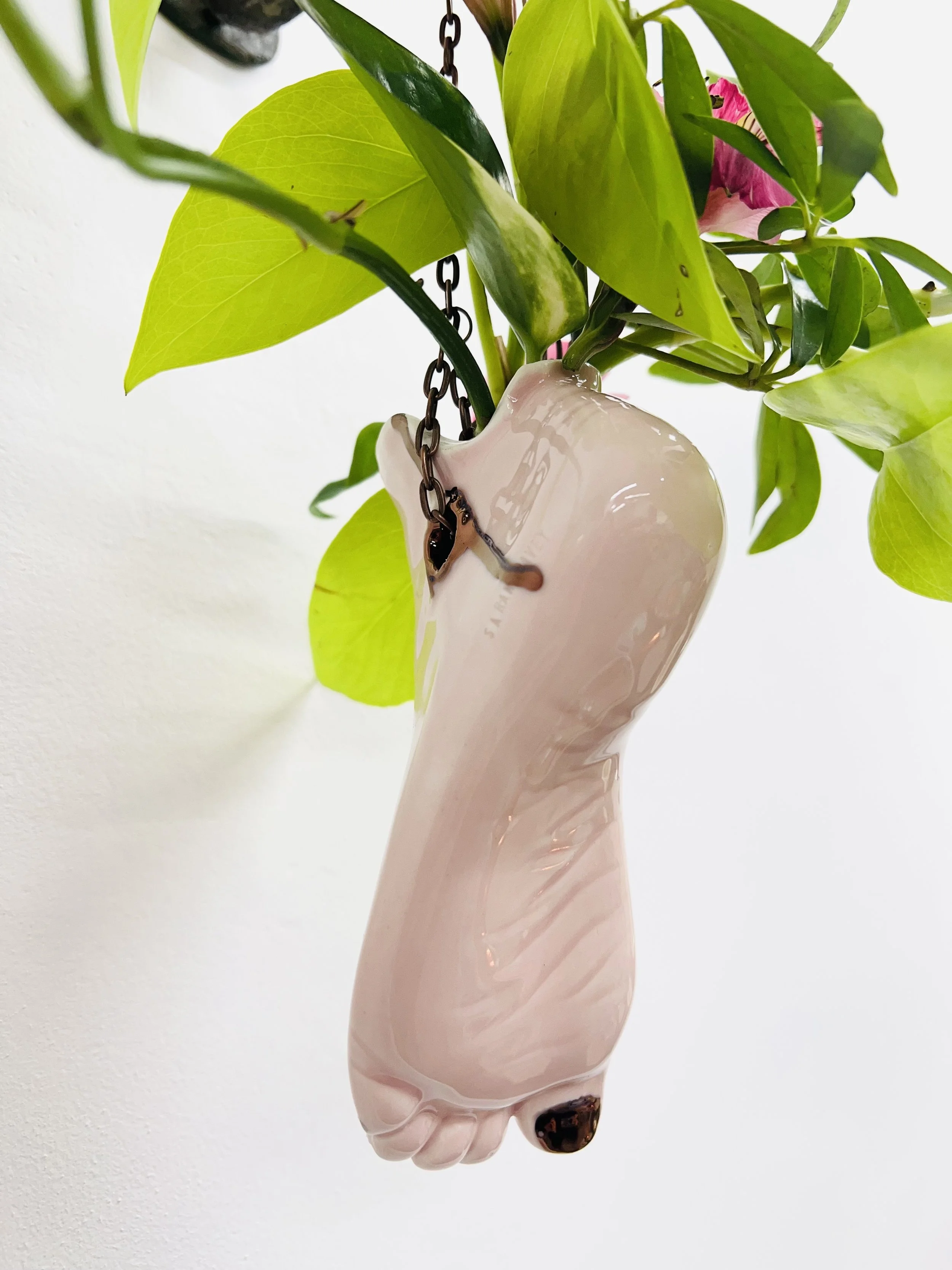 lg pink L foot 2.jpg