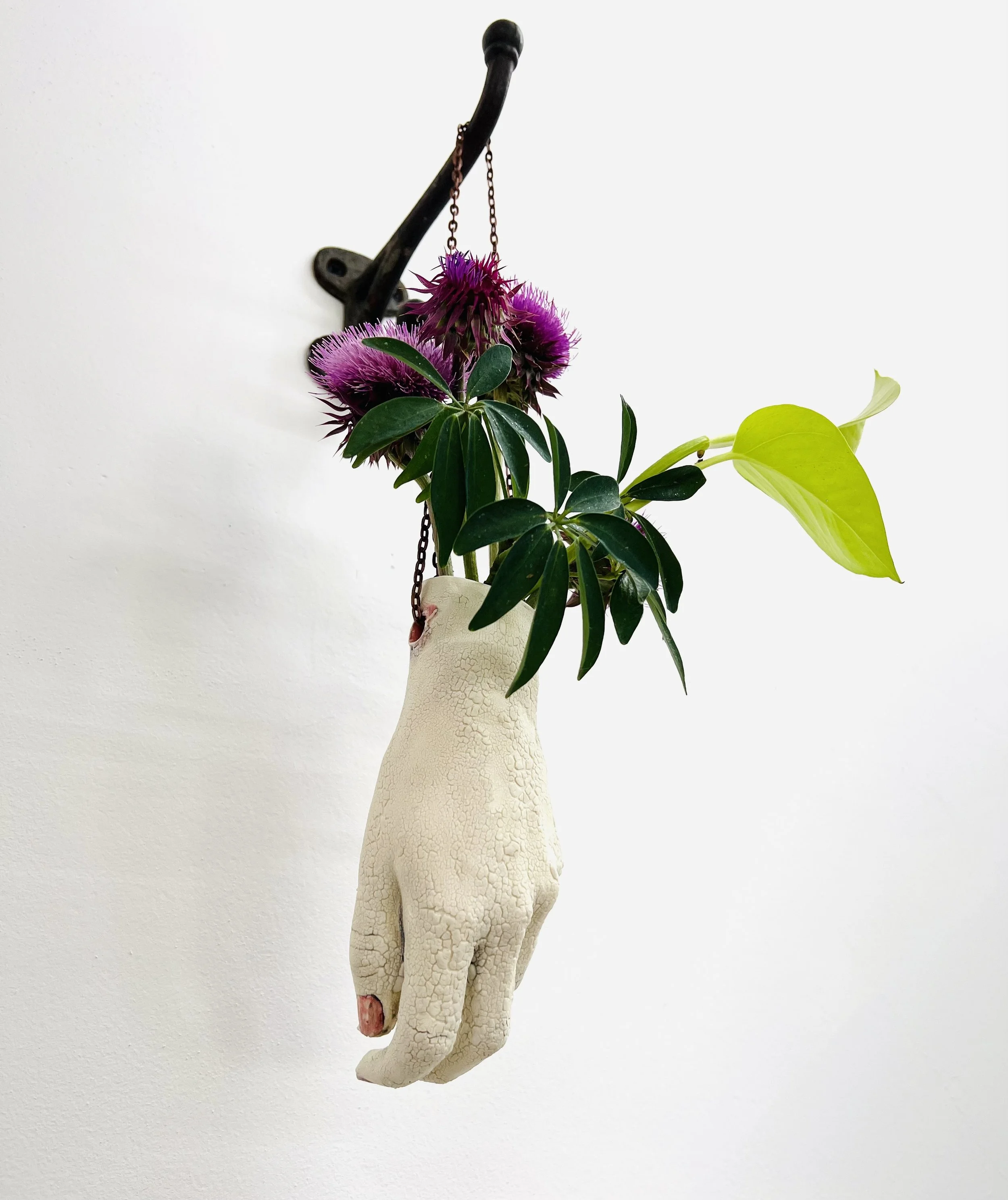 curled crawl right hand_09.jpg