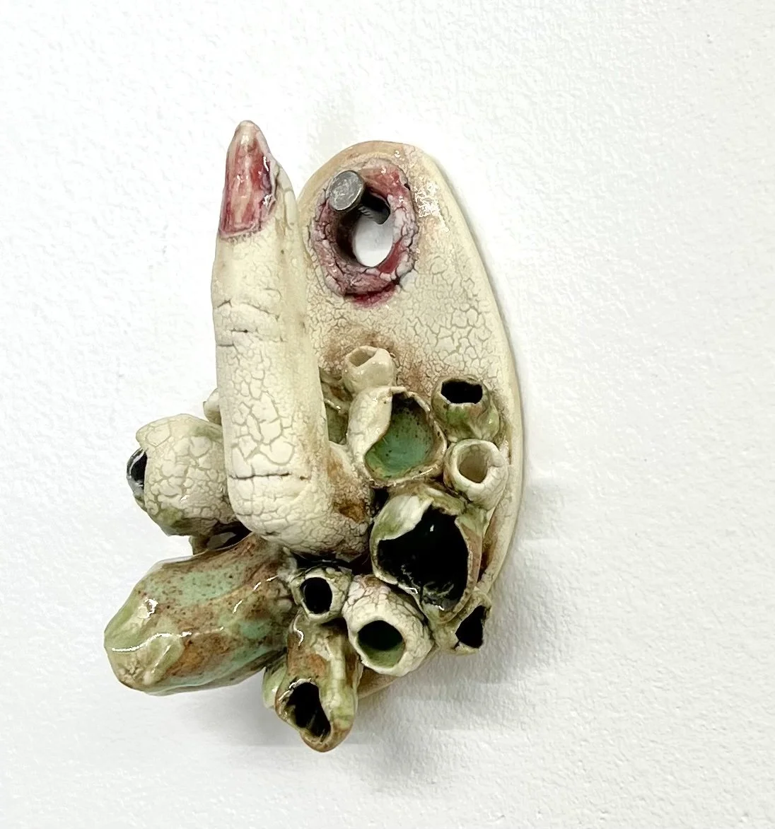 red crawl finger hook 1 .jpg