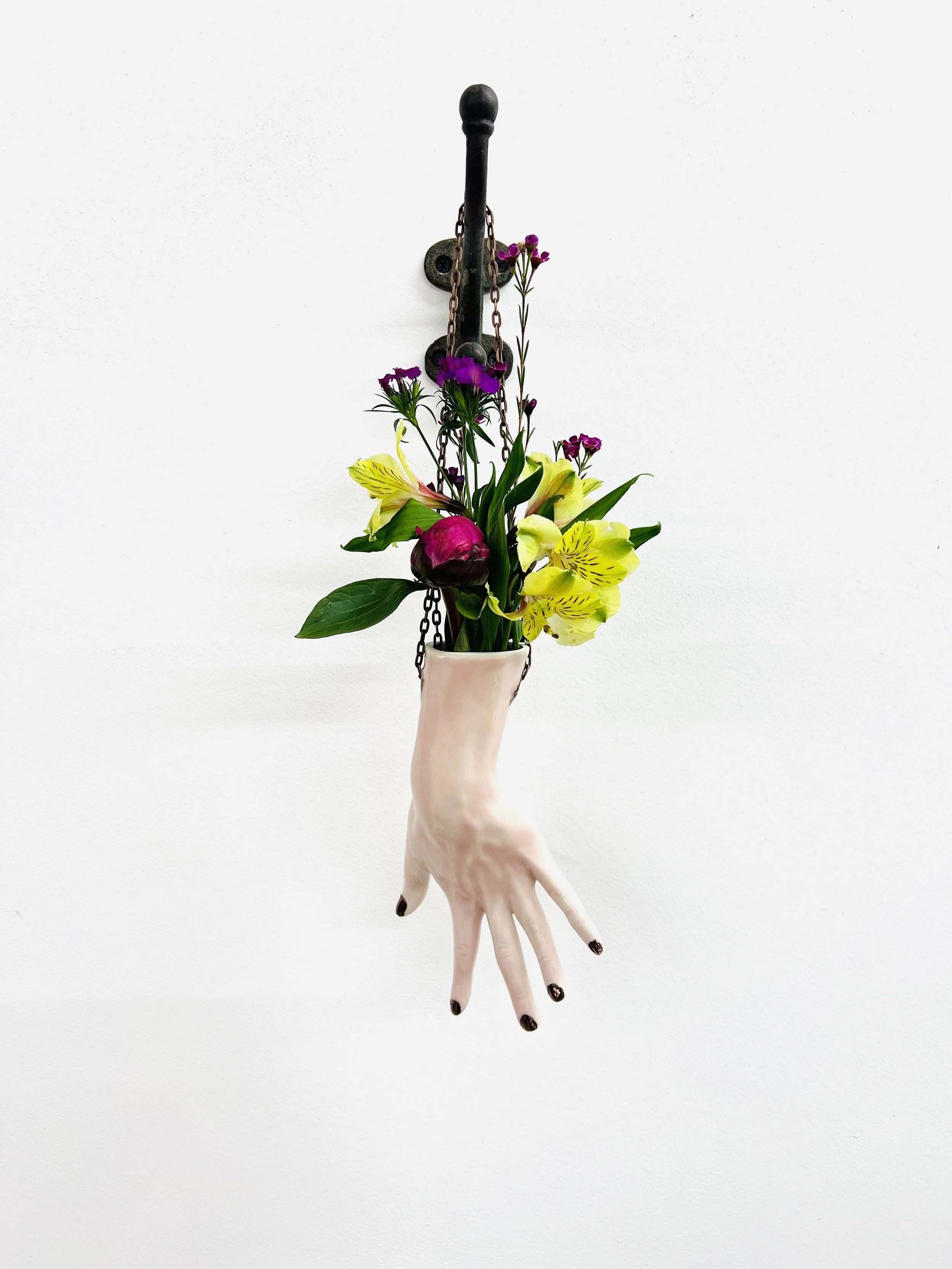 pink spread hand  3.jpg