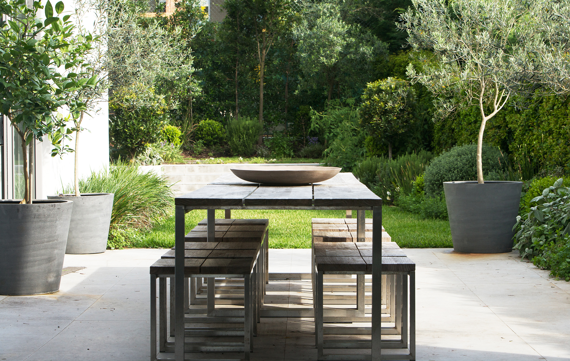 Dine_BellevueHill web.jpg