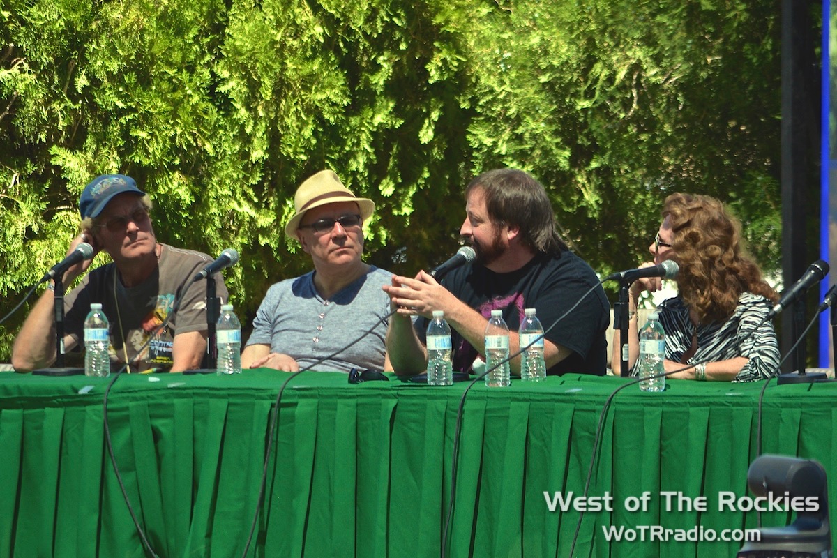Brien Foerster, Andrew Collins, Mike Bara & Linda Moulton Howe during the Wilcock Panel: The Disclosure Tipping Point, hosted by David Wilcock.
