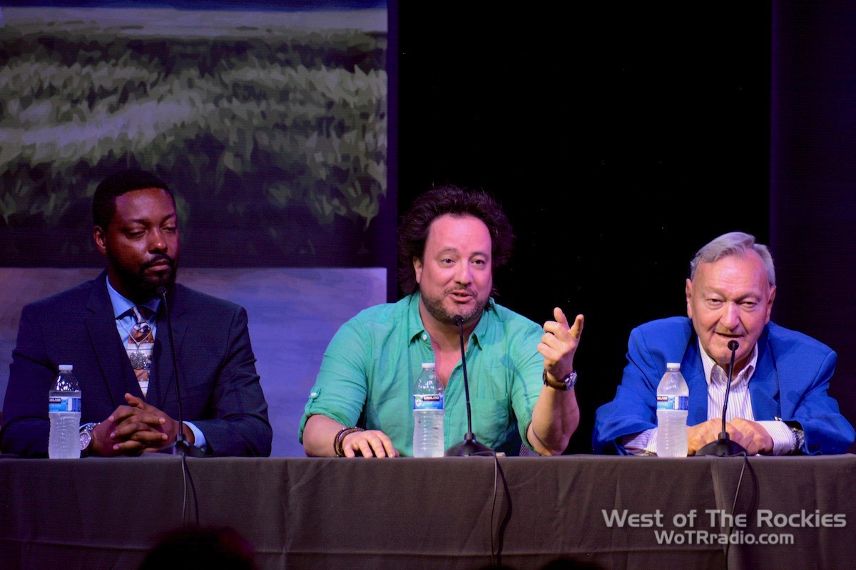 Panel: Billy Carson, Georgio Tsoukalos, Erich von Däniken. Contact In The Desert 2019.