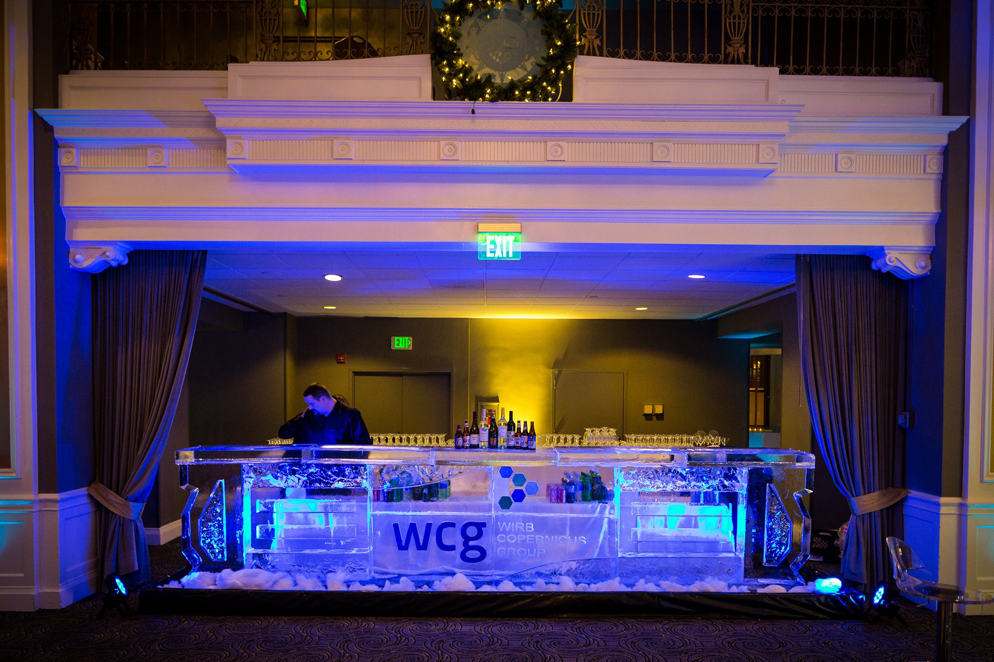 22 foot ice bar for wcg event.