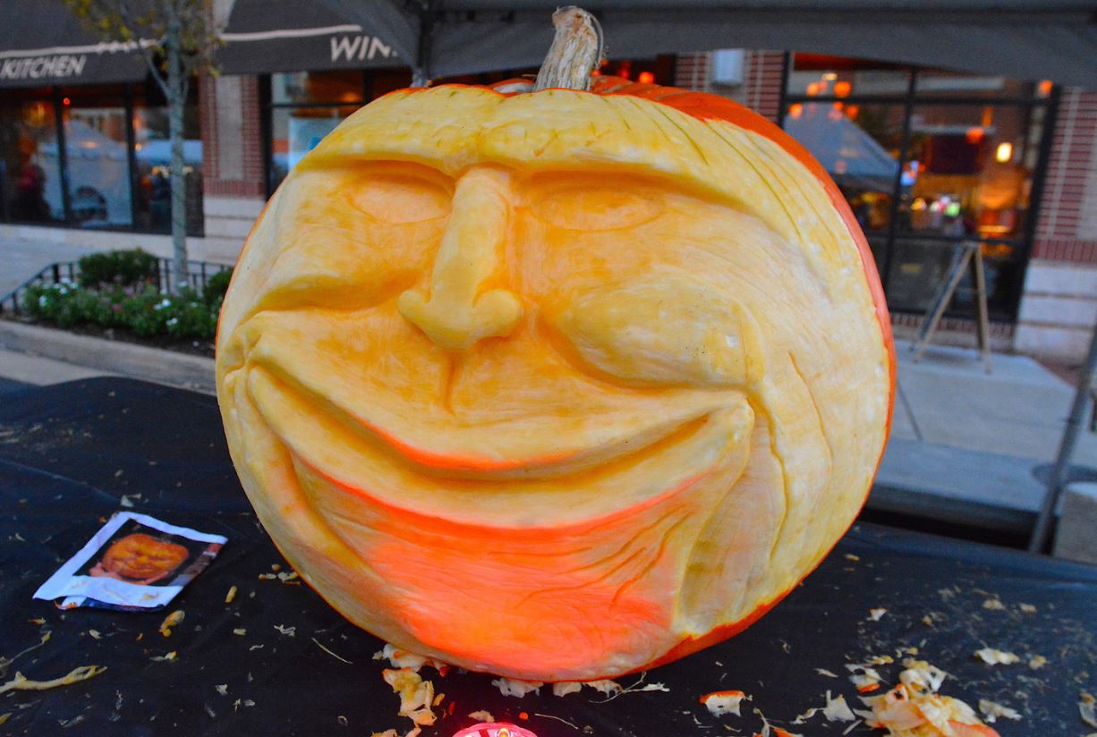 Leesburg Monster Mash Pumpkin Carver