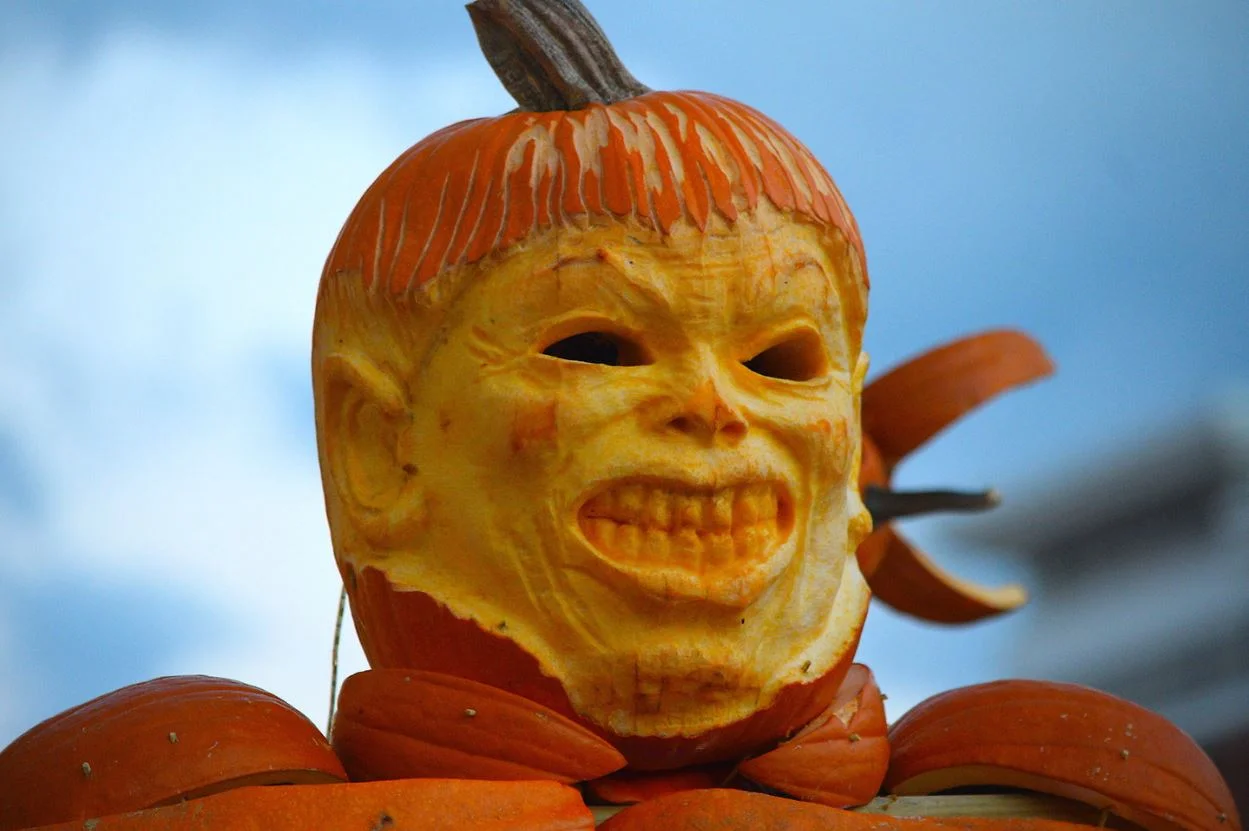 Leesburg Virginia Pumpkin Sculptor