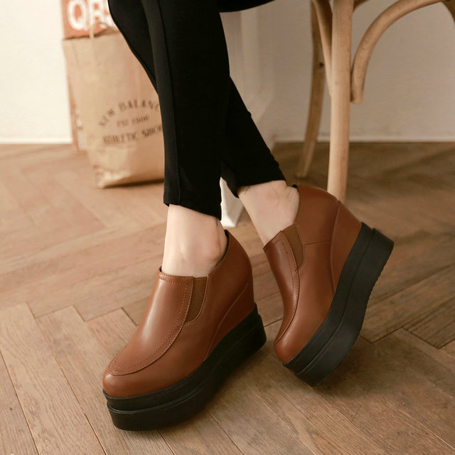 New-fashion-personal-western-style-plain-unisex-casual-flat-flatform-shoes.jpg