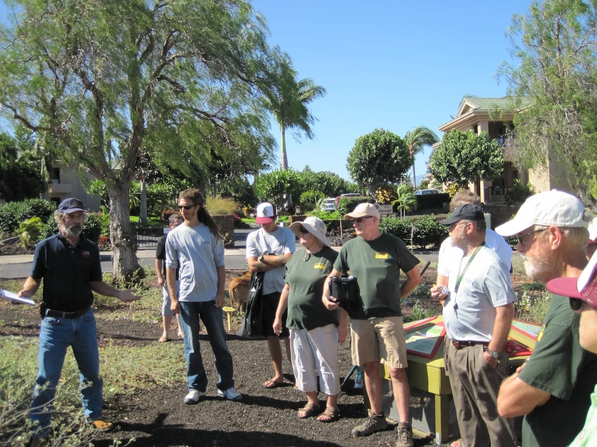 HWMO President (on left) Mike Tomich talks about importance of wildfire preparedness.