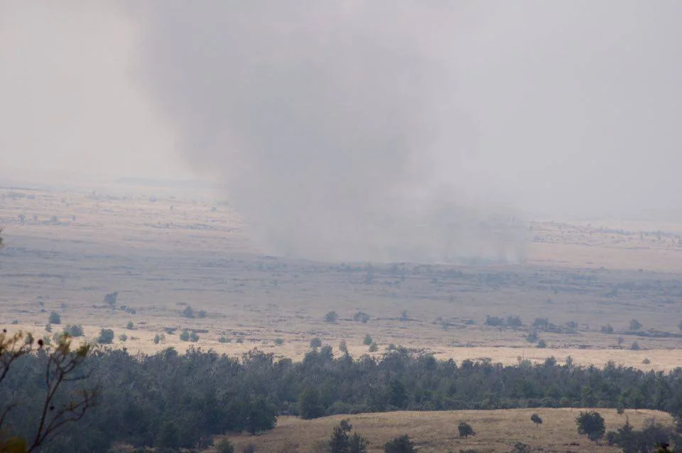 Initial hours of the now 2,500 acre wildfire. Photo credit: Rachel Riley.
