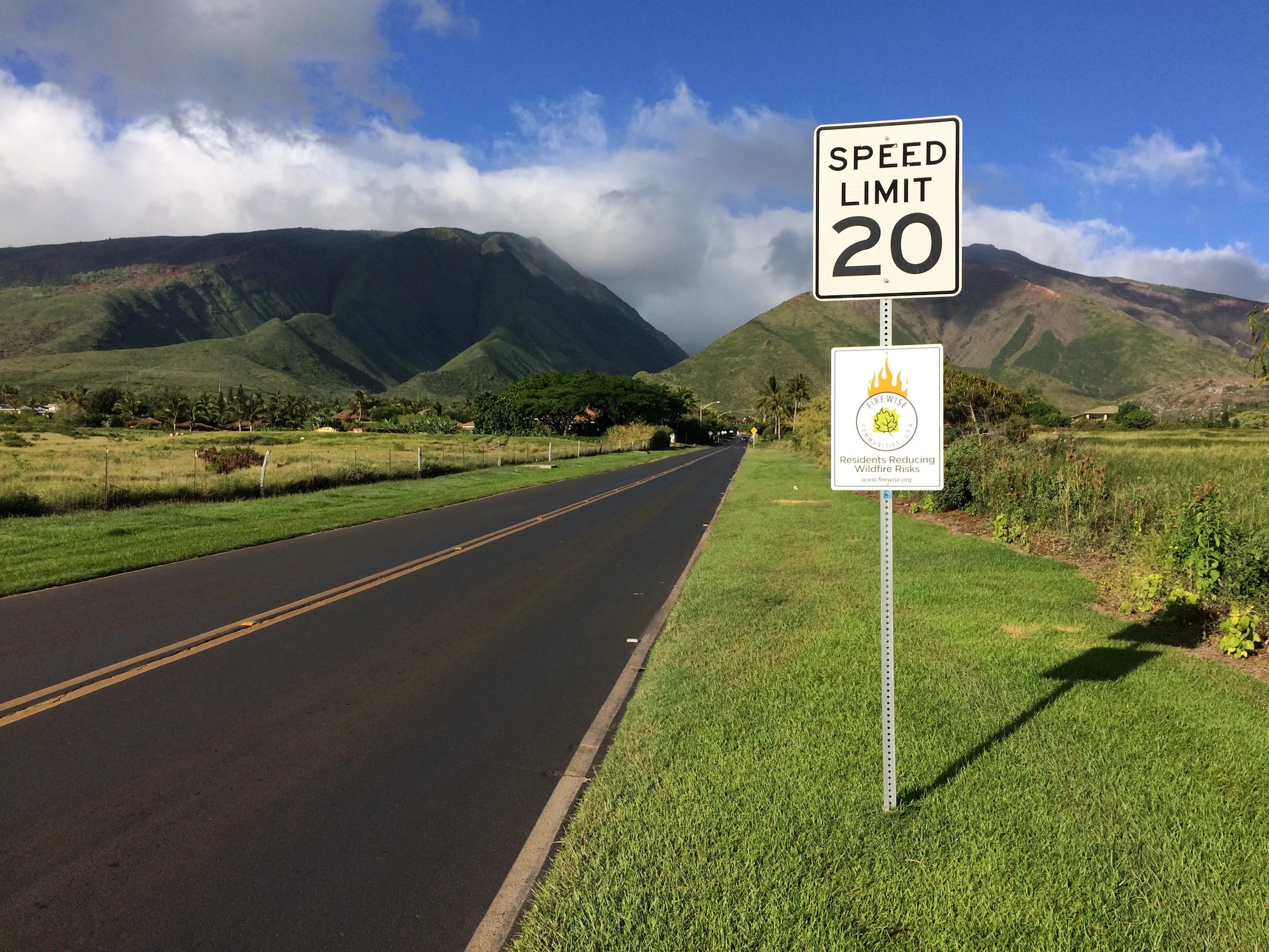 Launiuopoko became a Firewise Community as of 2016 and is sporting their certification proudly on their main road.