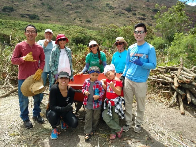 #WildfirePrepDay 2018 at Kamilonui-Mariner’s Cove in Hawaii Kai, Oahu. They received a State Farm grant for their vegetation reduction efforts and were able to go the extra mile because of it! Credit: Livable Hawaii Kai Hui