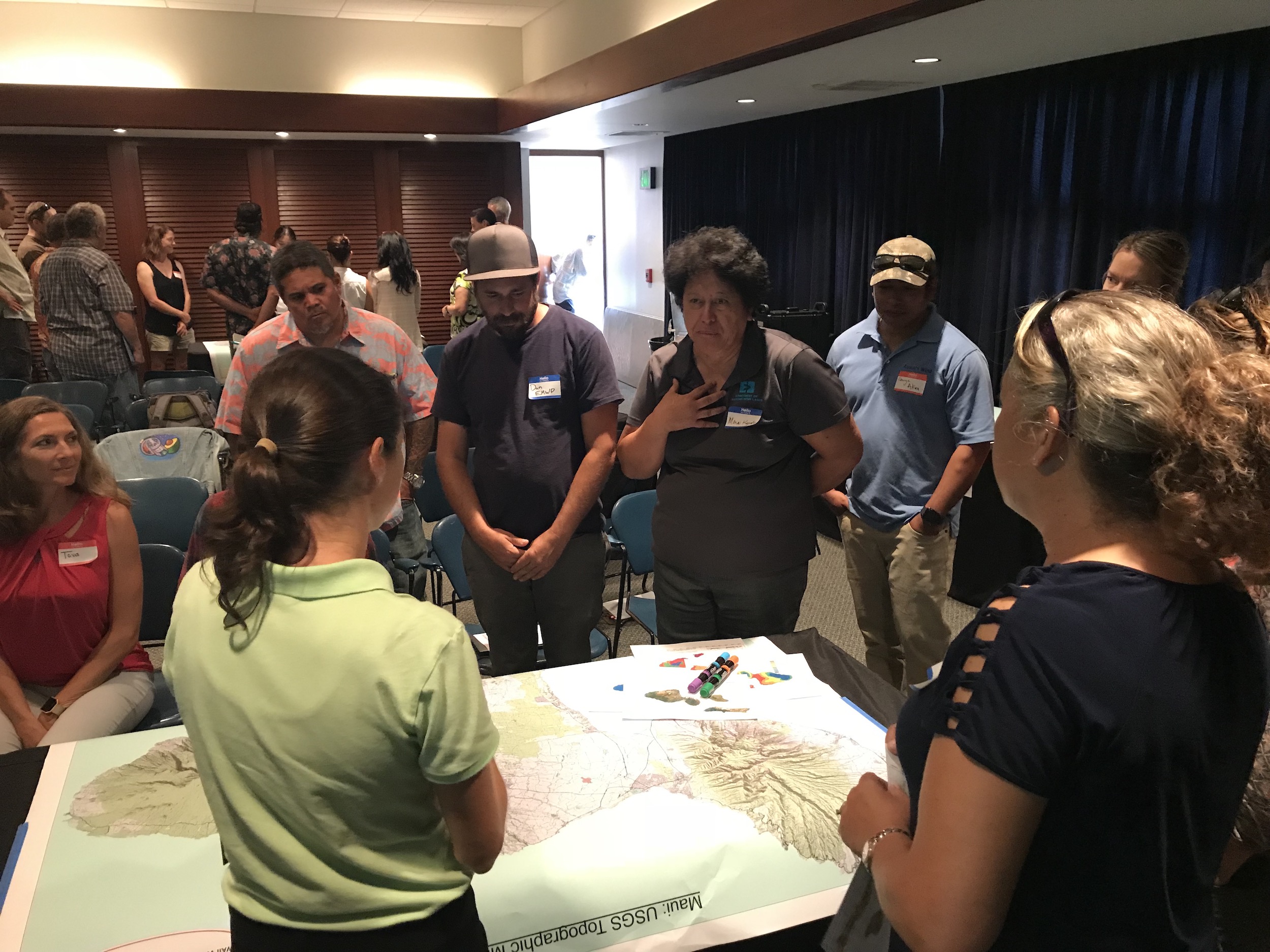 Your input is a very important part of developing next step actions for wildfire risk reduction on Molokaʻi.