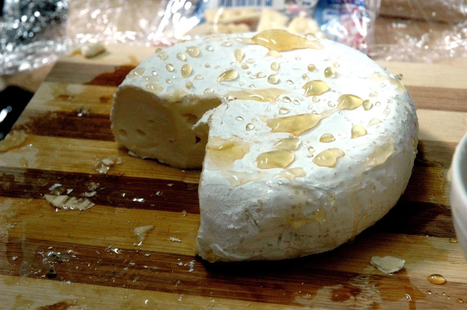 грузинский сыр. калти сыр. вкусный грузинский сыр. сыр гуда грузинский. гудис квели.