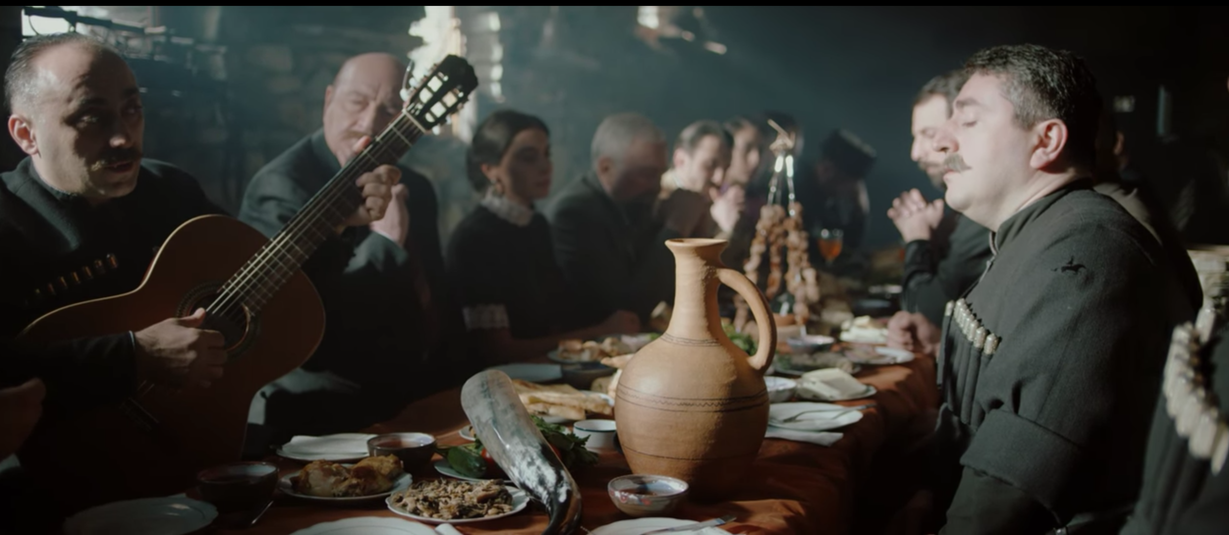 Проникновенная песня в исполнении ансамбля "Картули хмеби"