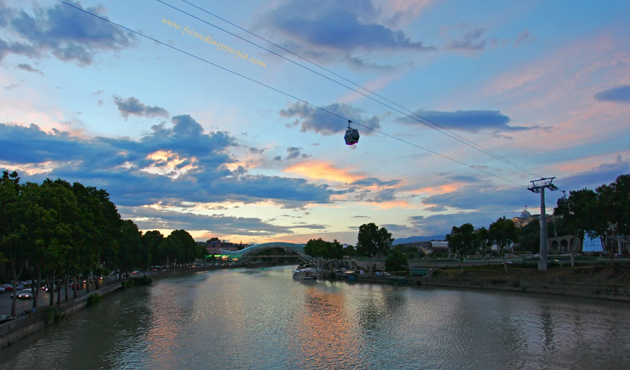 Тбилисская канатная дорога закрыта на ремонт
